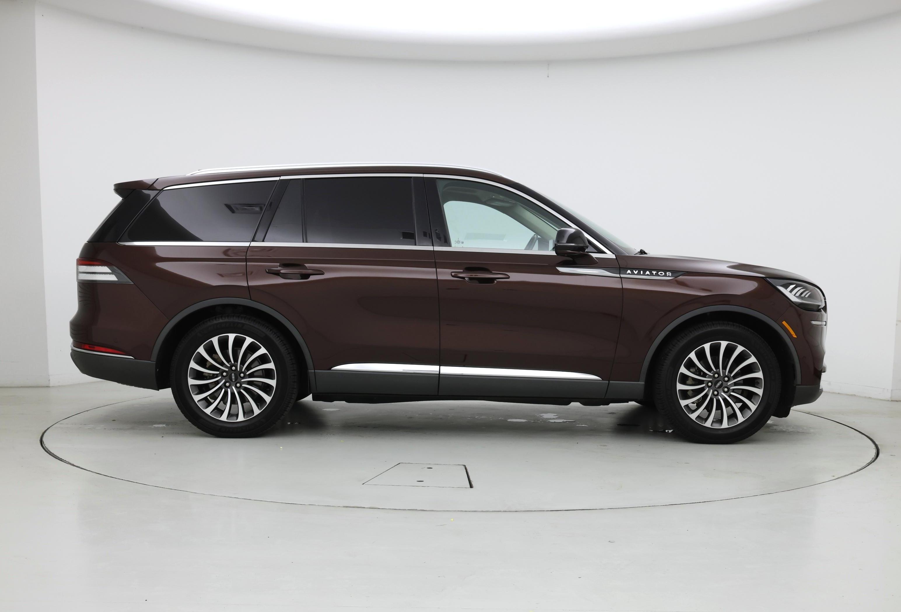 Thumbnail: 2020 Lincoln Aviator - 7