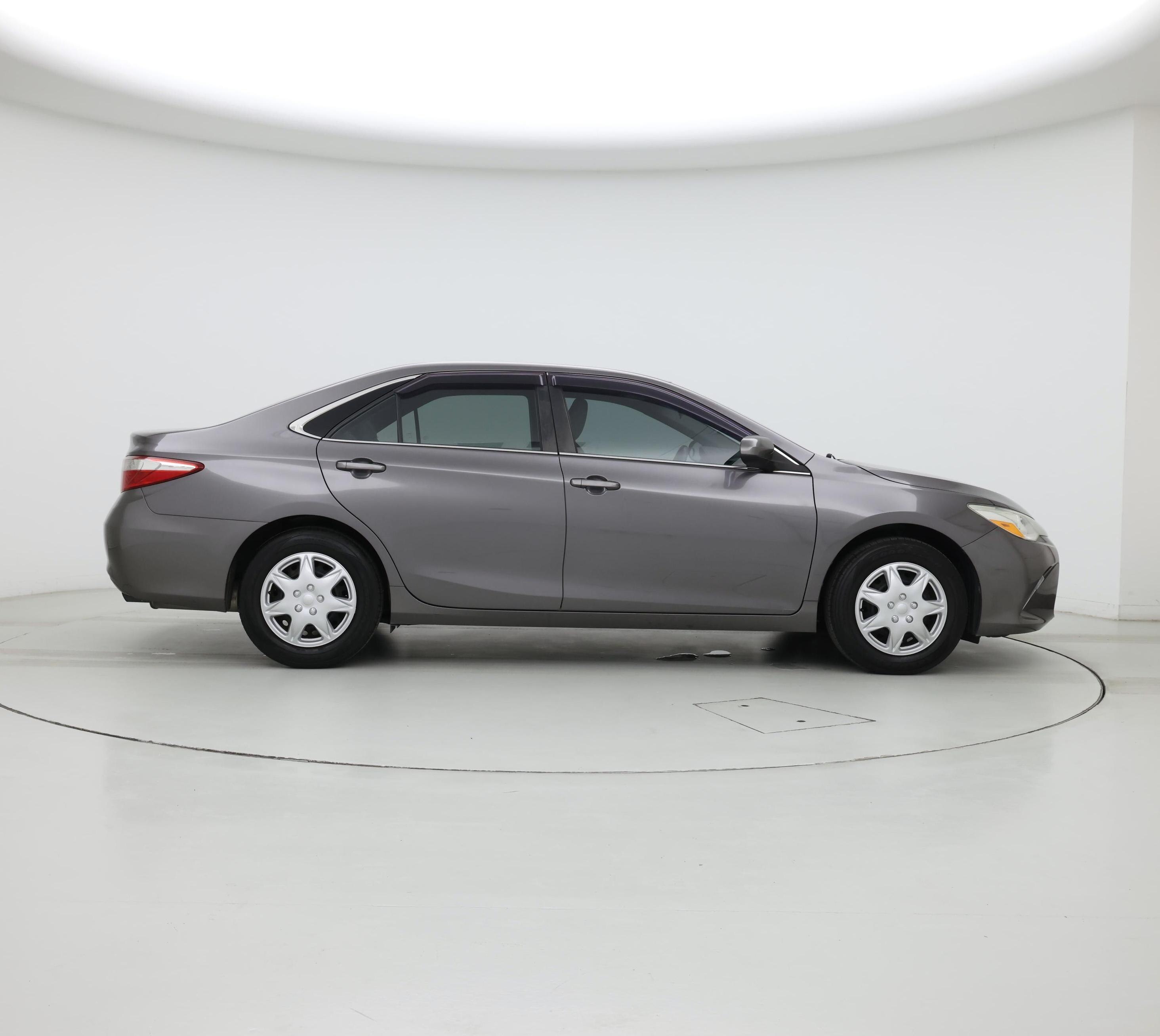 Thumbnail: 2016 Toyota Camry - 7
