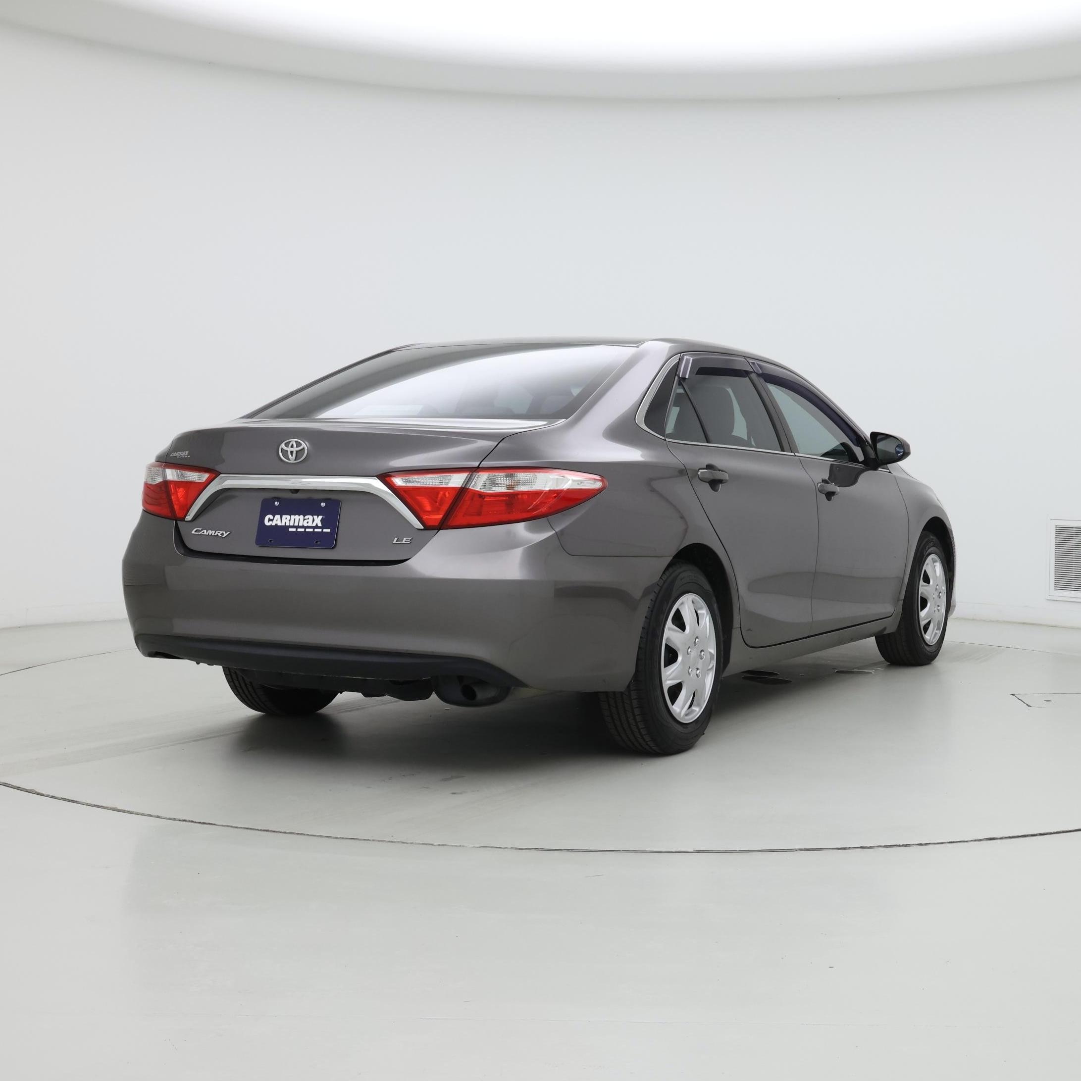 Thumbnail: 2016 Toyota Camry - 8