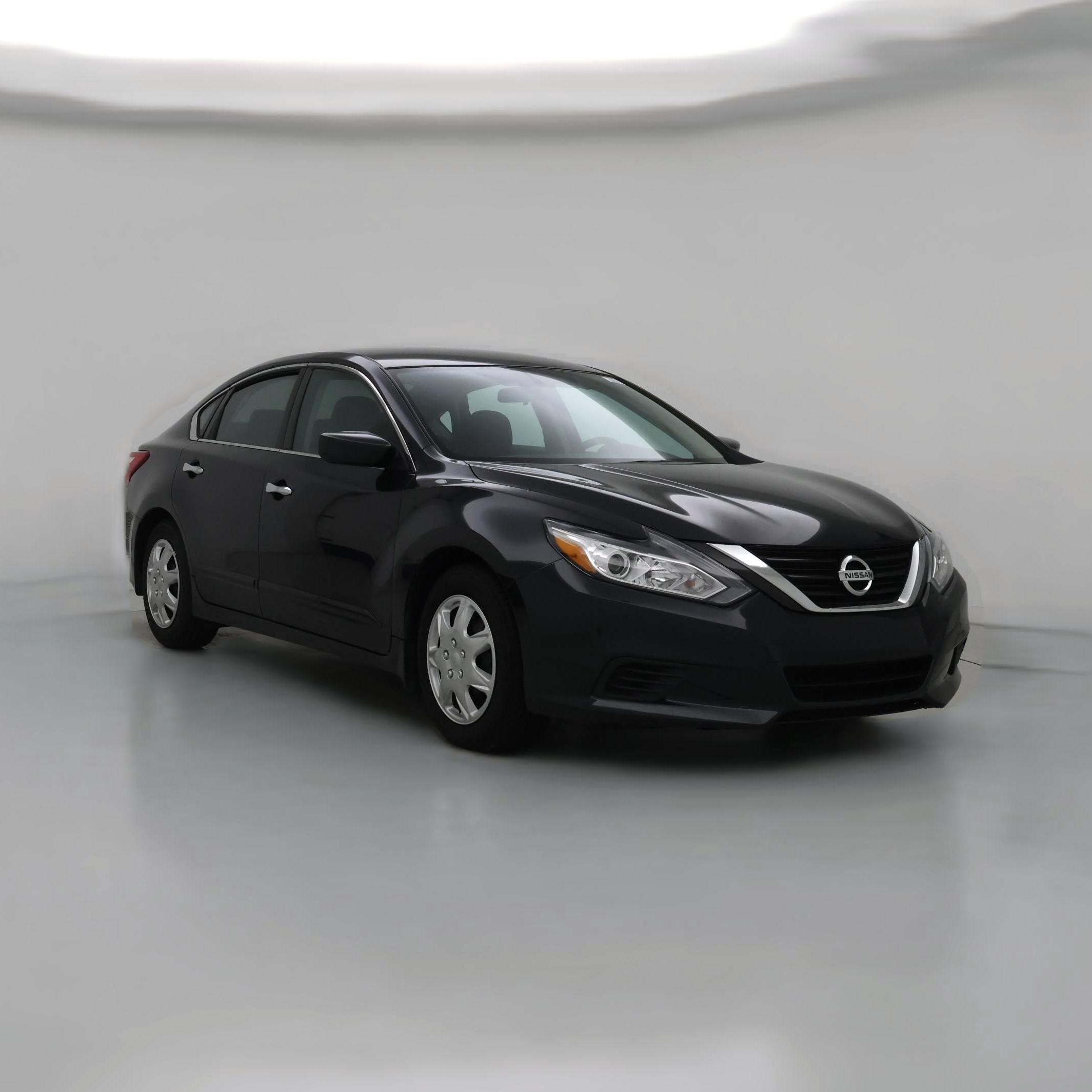 Thumbnail: 2017 Nissan Altima - 1