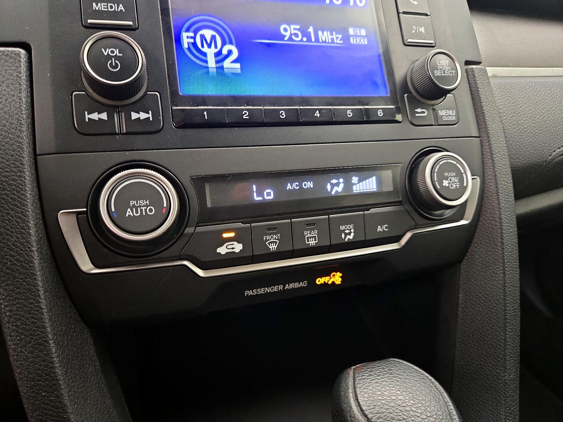 Thumbnail: 2019 Honda Civic - 16