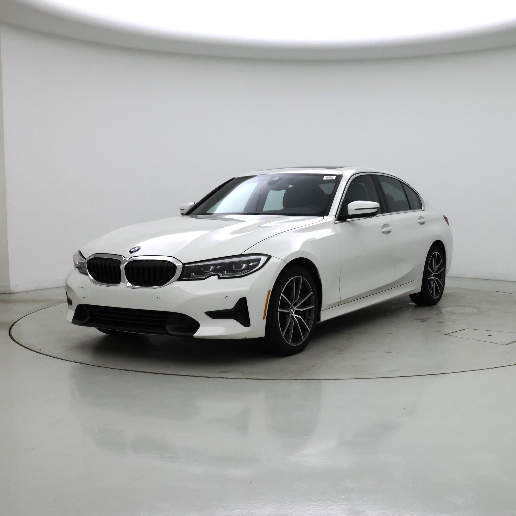 Thumbnail: 2021 BMW 3 Series - 4