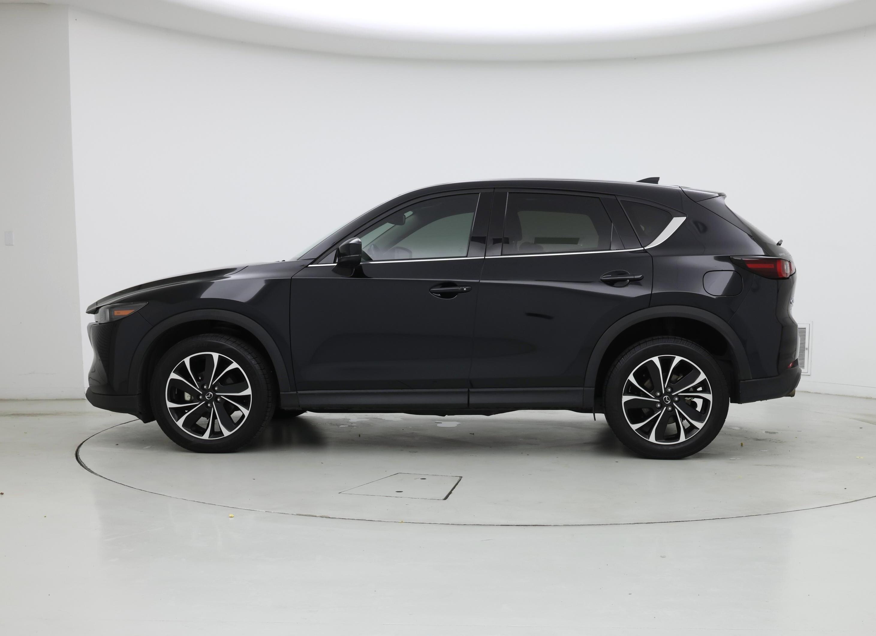 Thumbnail: 2022 Mazda CX-5 - 3