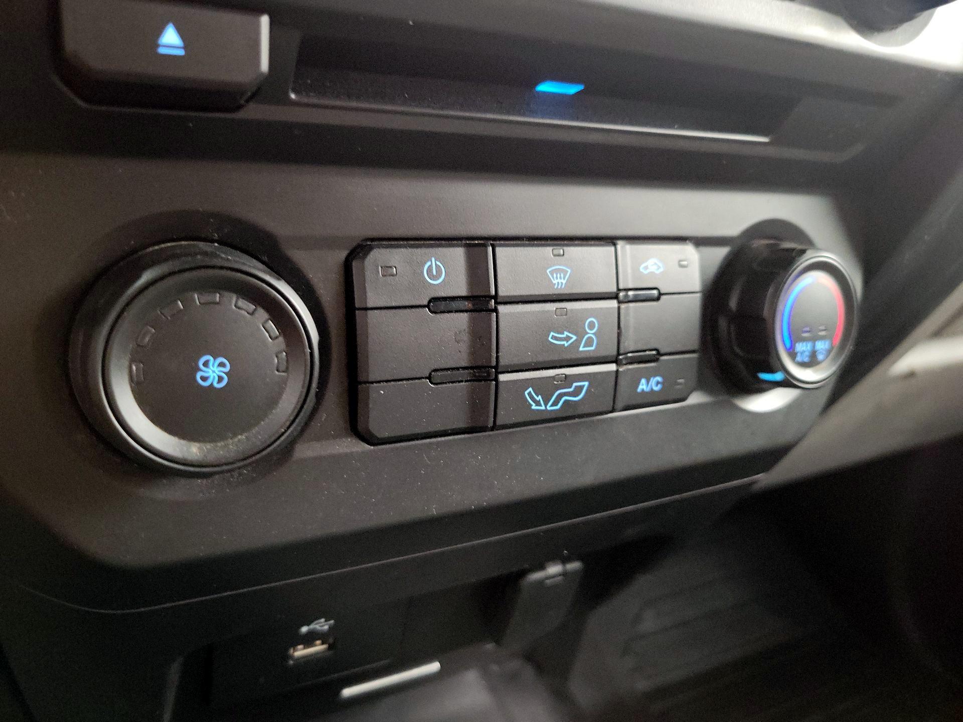 Thumbnail: 2016 Ford F-150 - 15