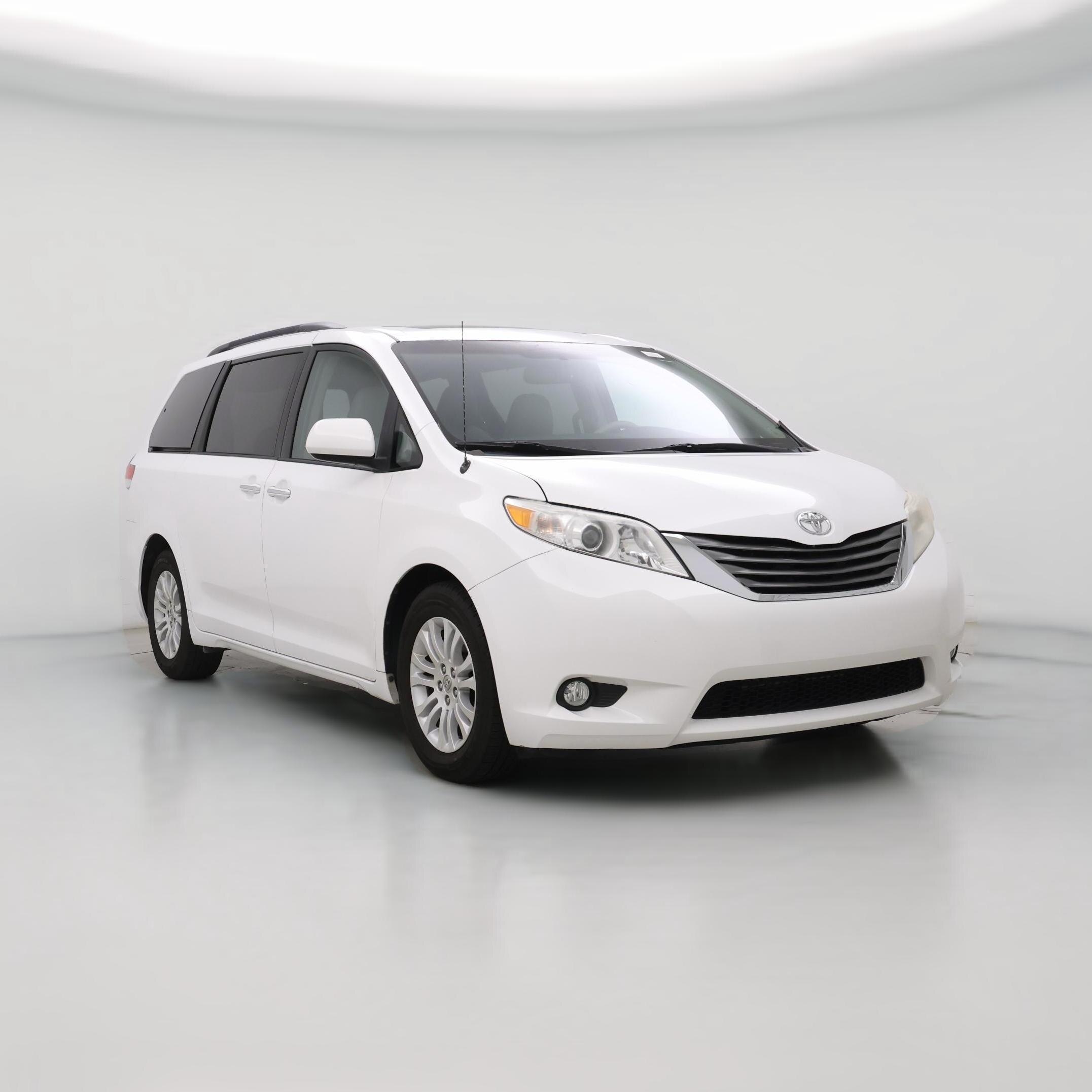 Thumbnail: 2014 Toyota Sienna - 1
