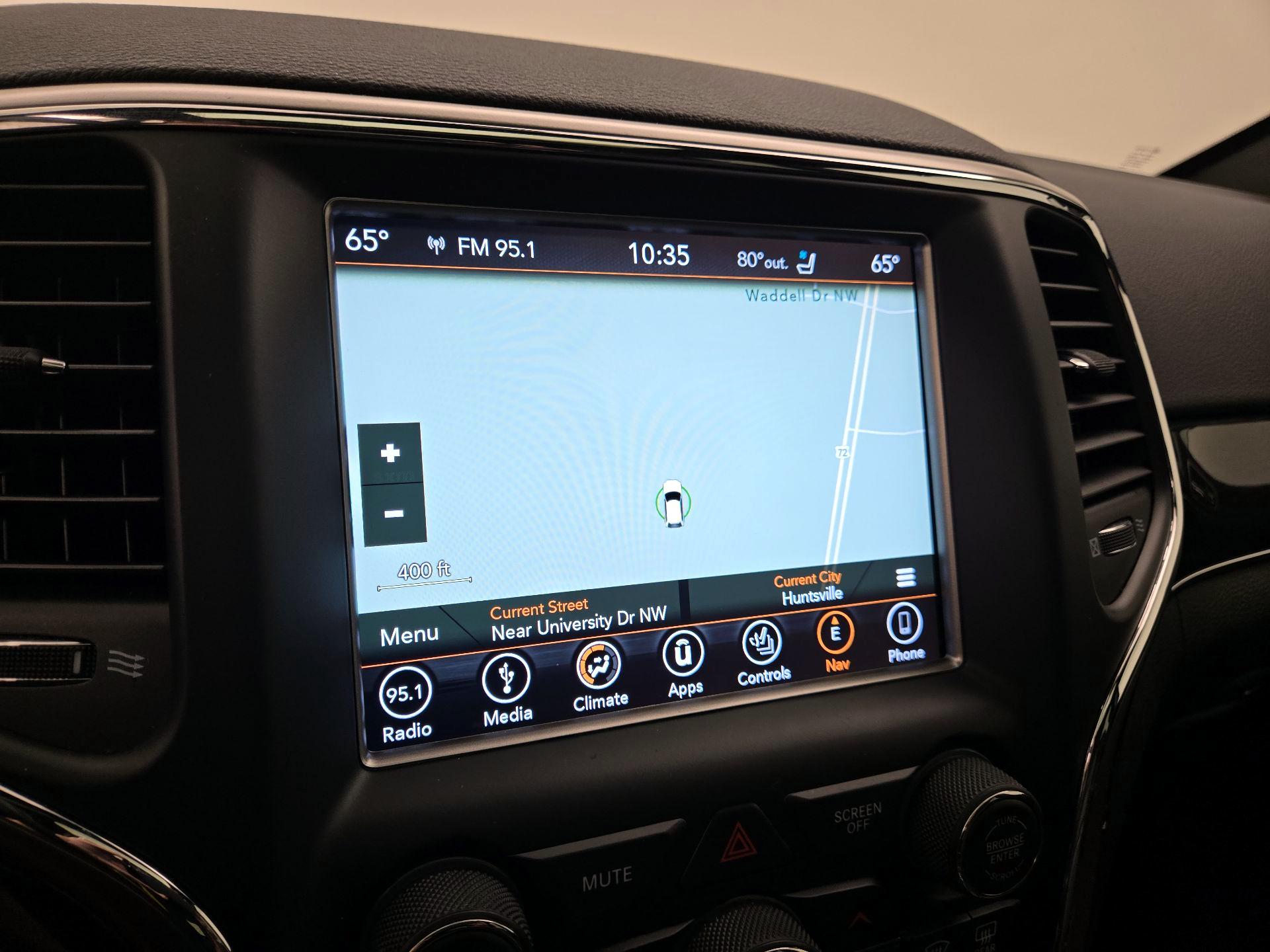 Thumbnail: 2018 Jeep Grand Cherokee - 14