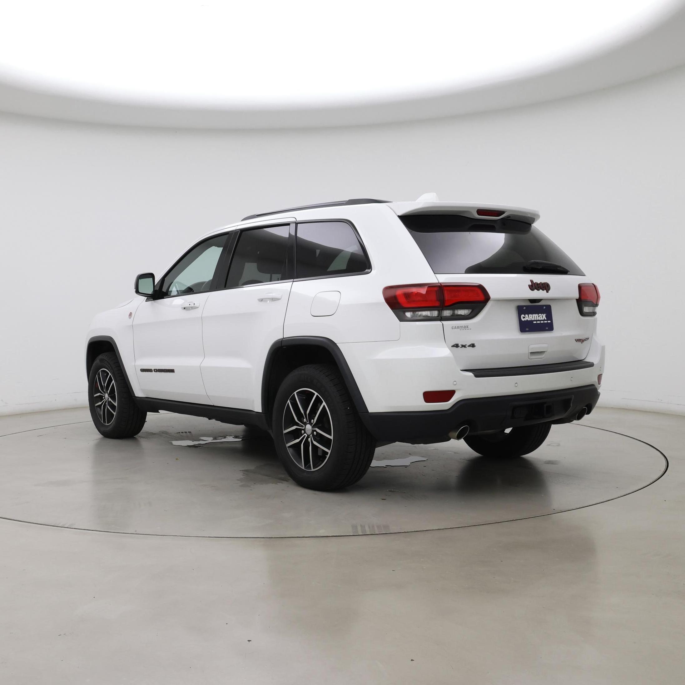 Thumbnail: 2018 Jeep Grand Cherokee - 2