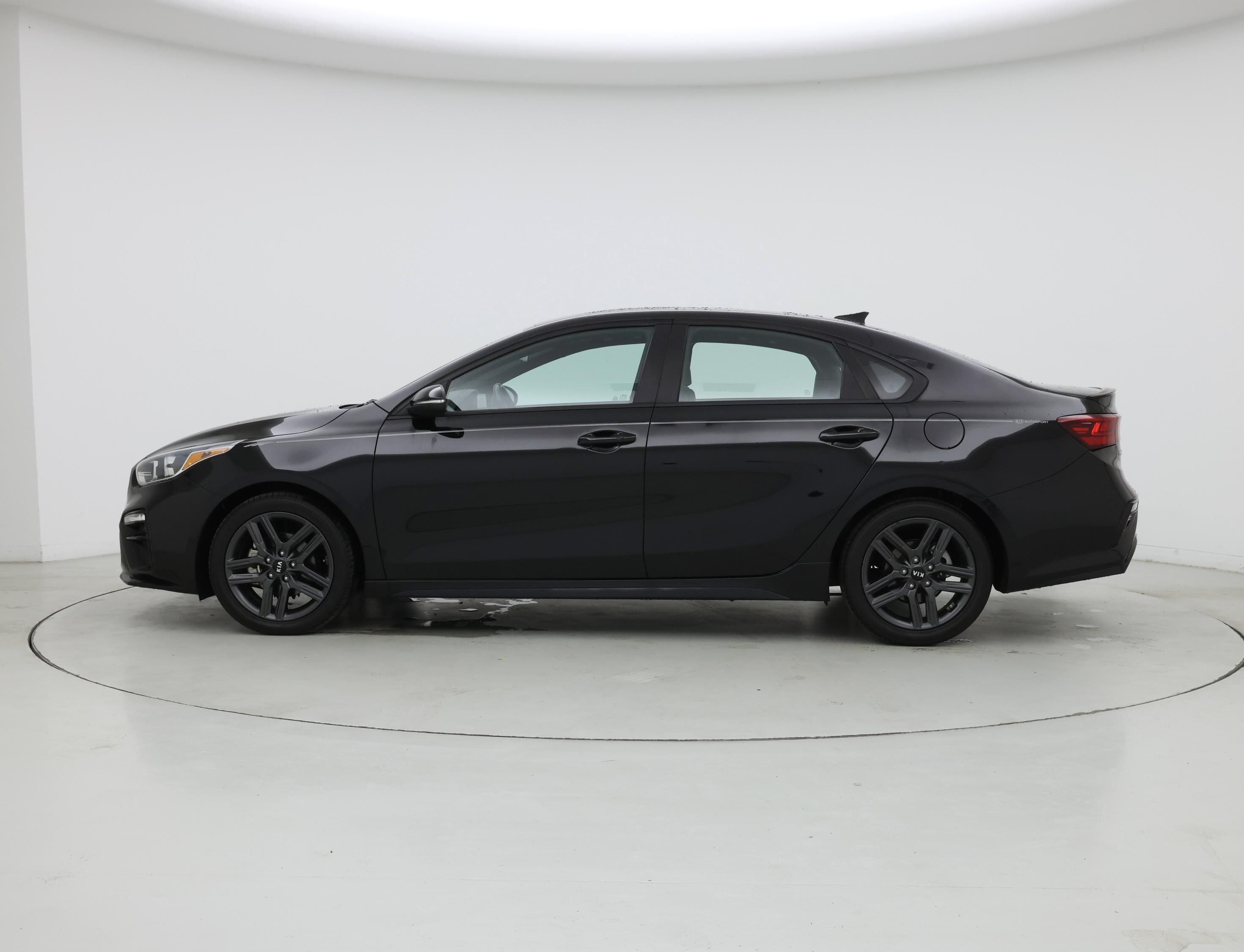 Thumbnail: 2020 Kia Forte - 3