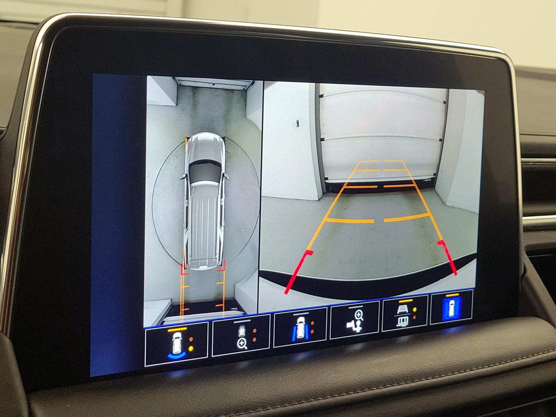 Thumbnail: 2023 Chevrolet Tahoe - 14