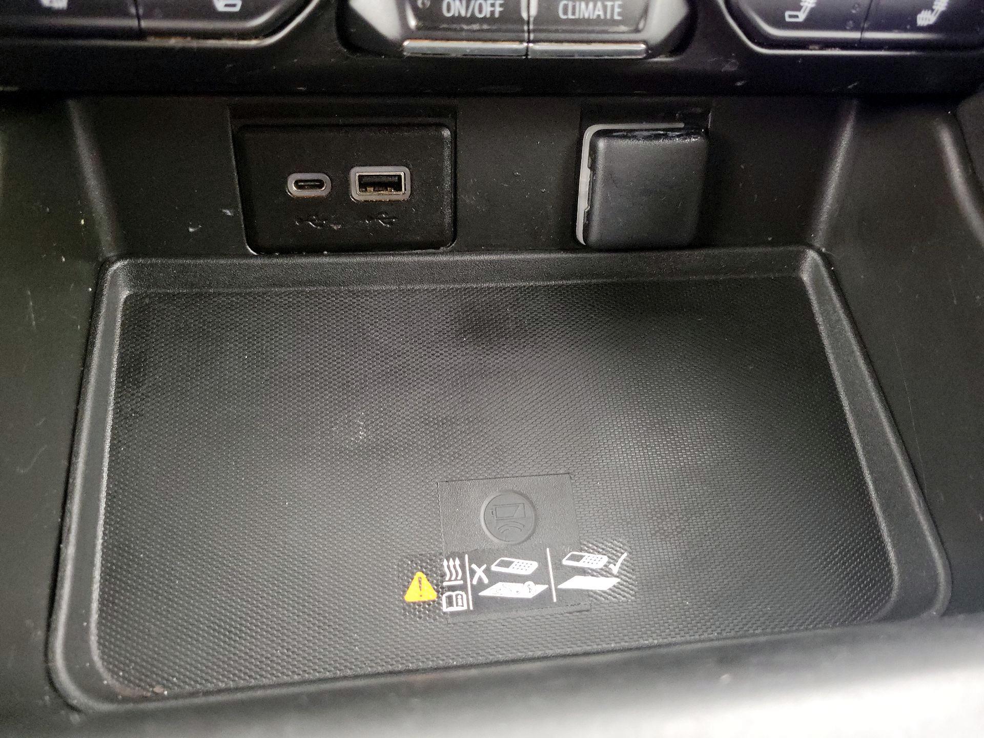 Thumbnail: 2023 Chevrolet Tahoe - 18