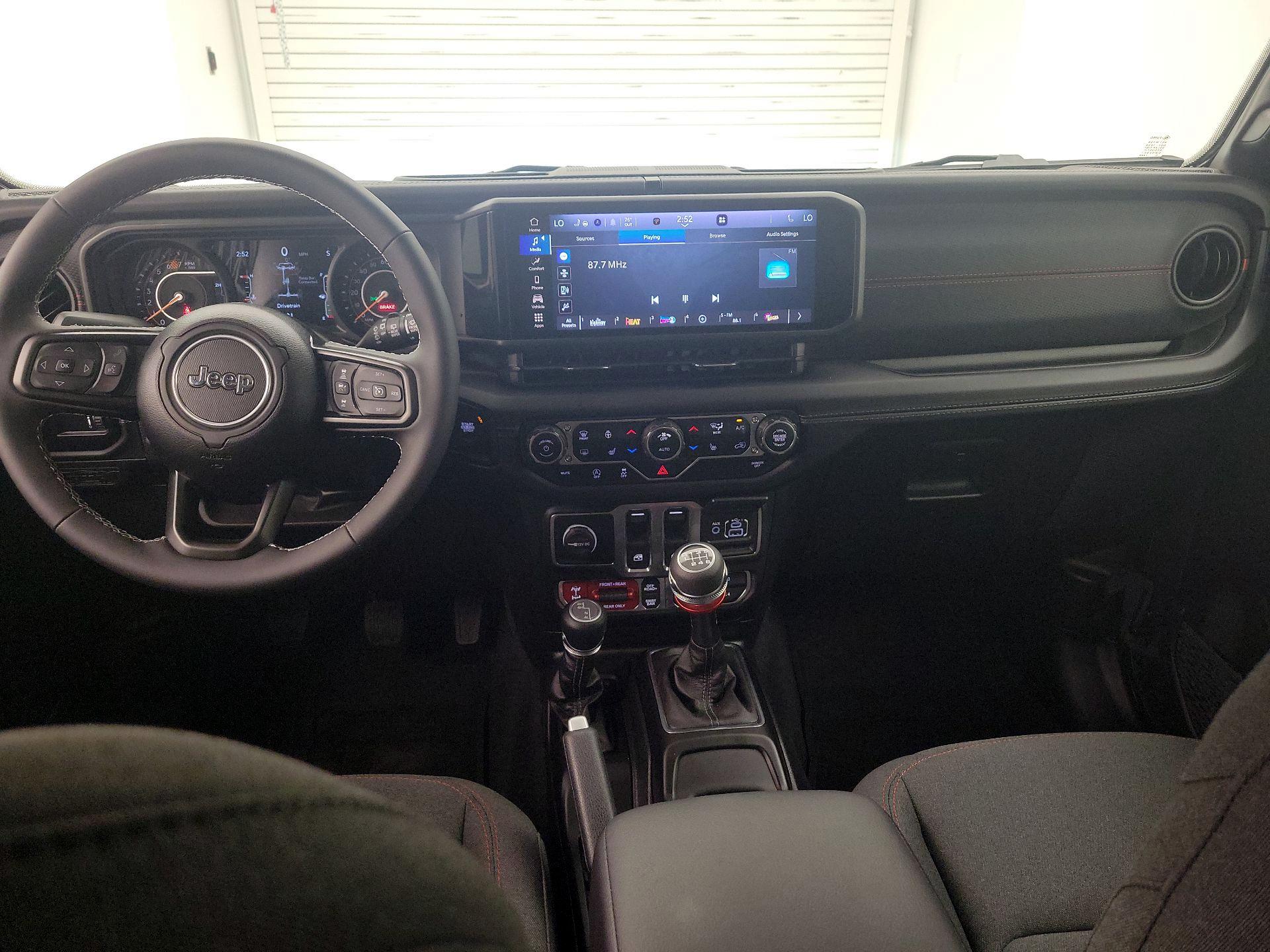 Thumbnail: 2025 Jeep Wrangler - 9