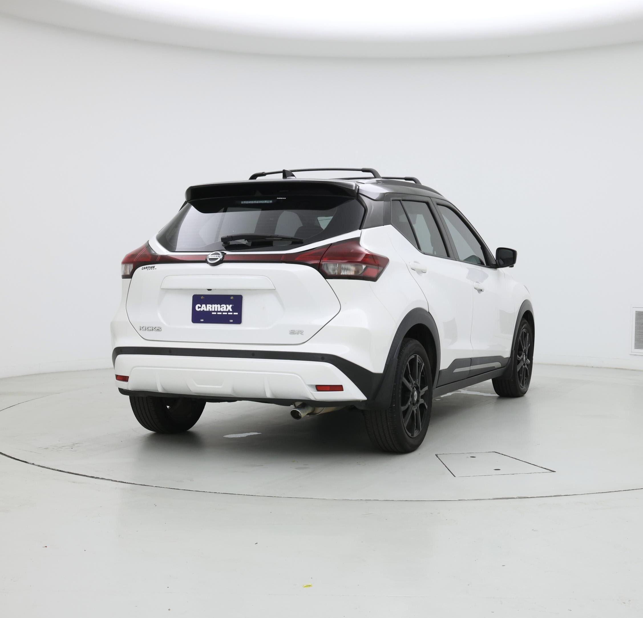 Thumbnail: 2021 Nissan Kicks - 8