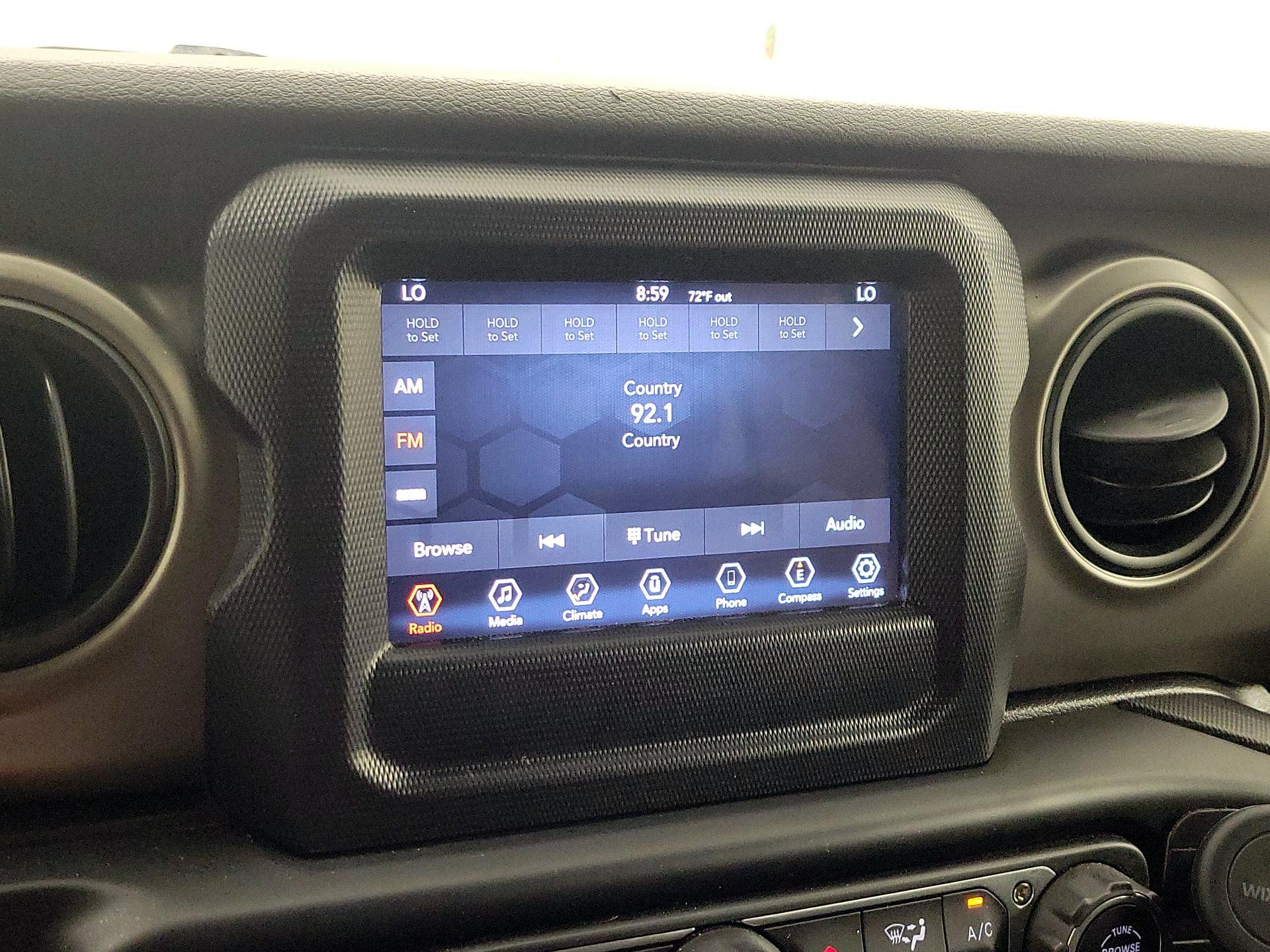 Thumbnail: 2019 Jeep Wrangler - 15