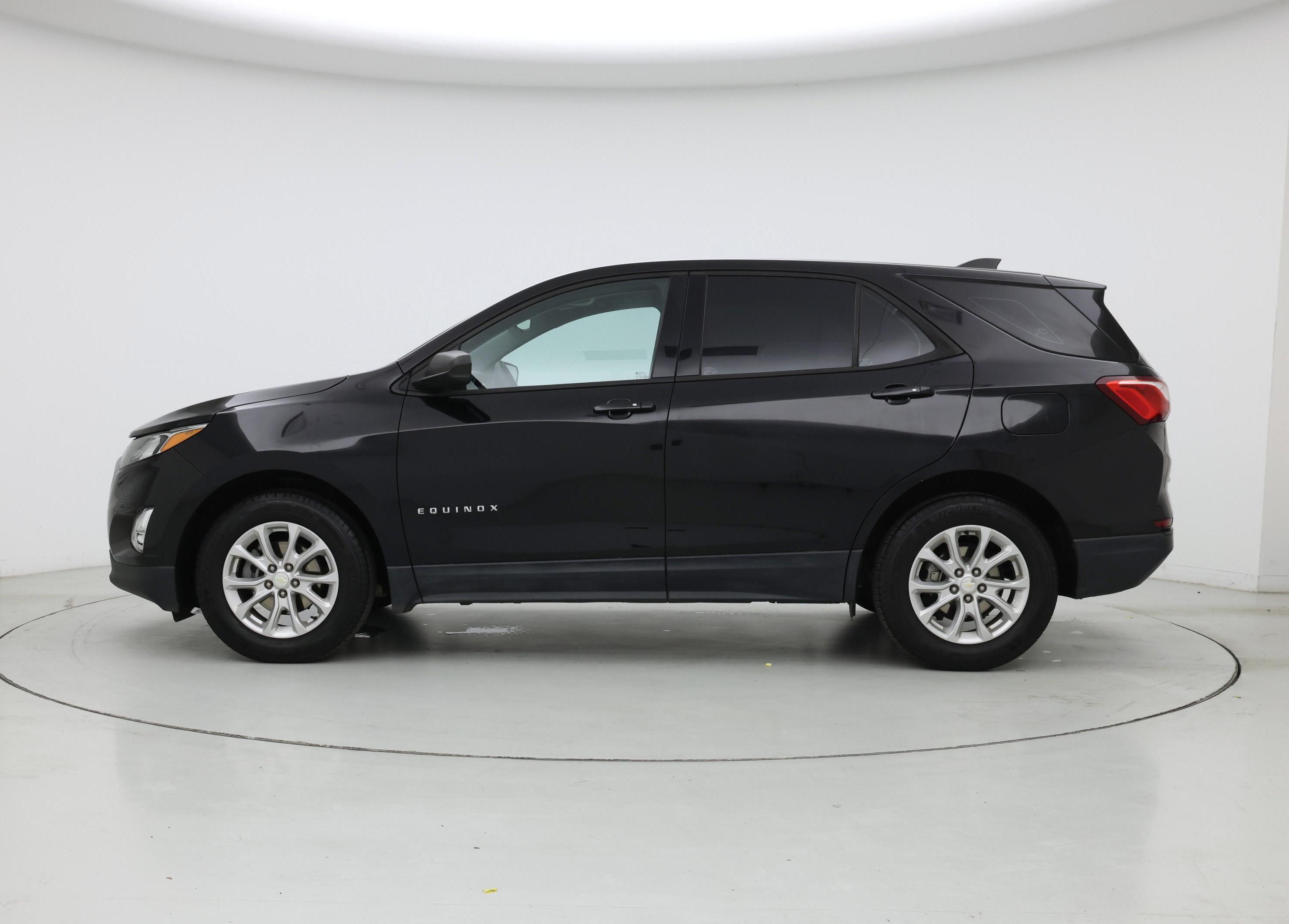 Thumbnail: 2019 Chevrolet Equinox - 3