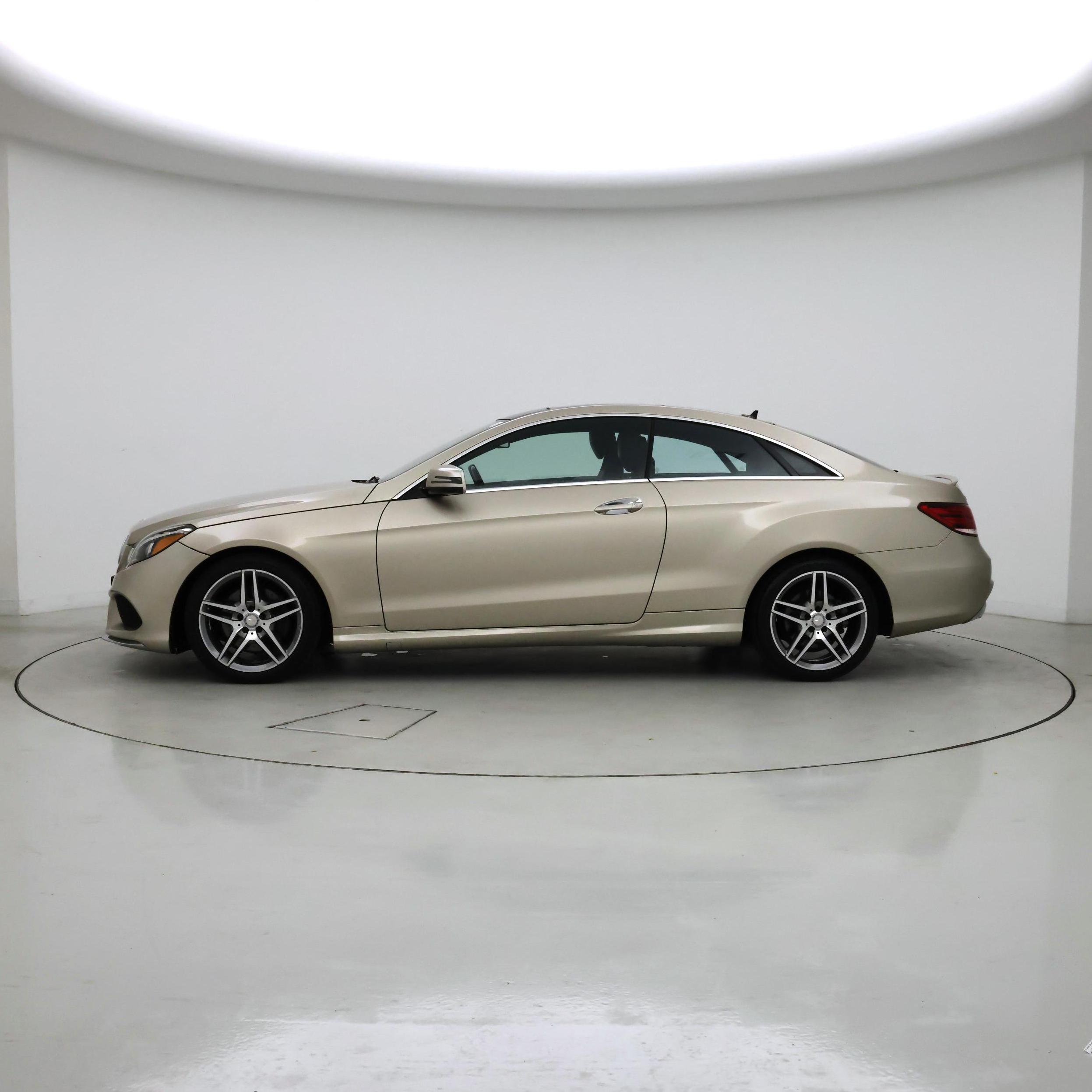 Thumbnail: 2017 Mercedes-Benz E-Class - 3