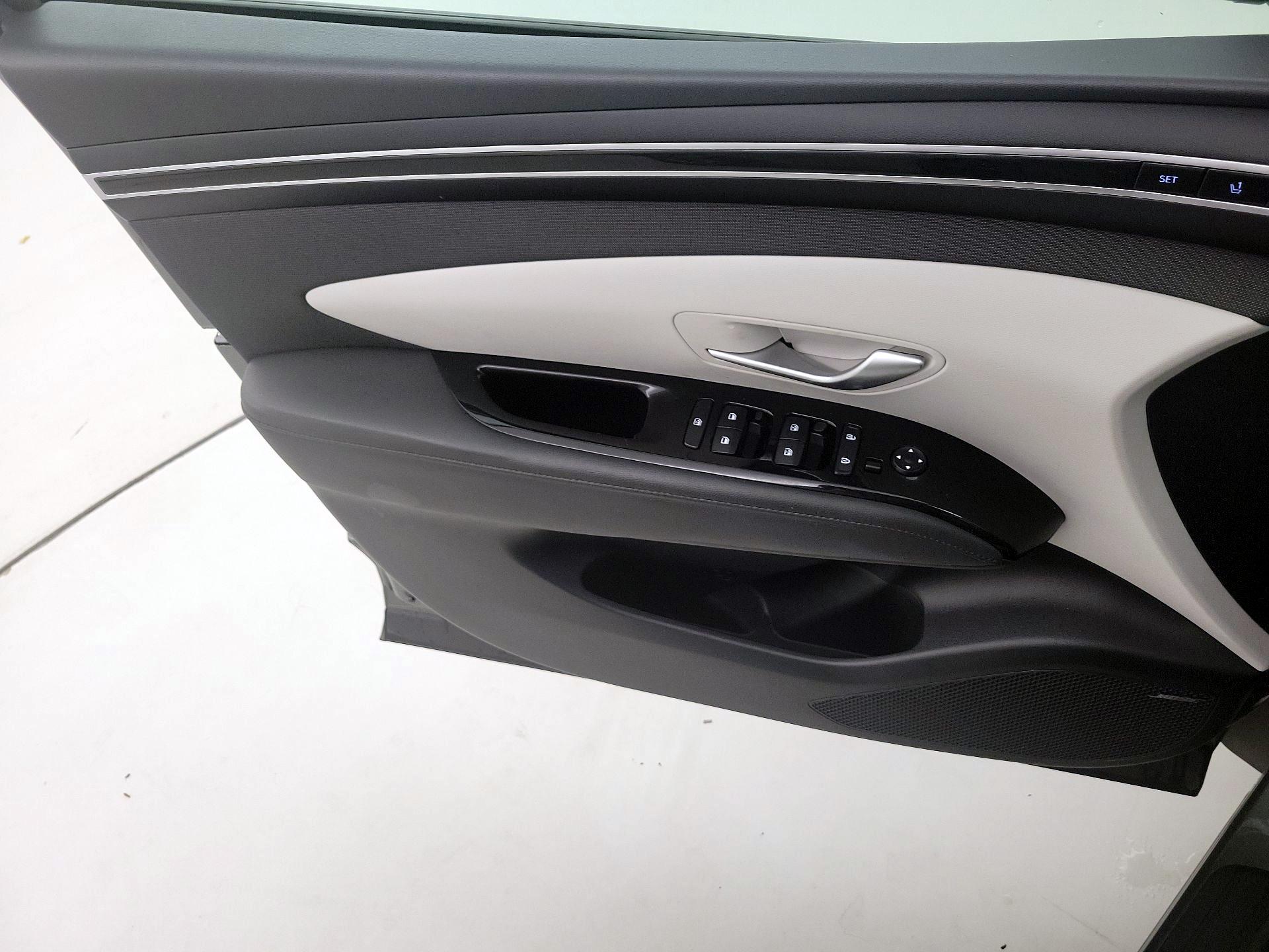 Thumbnail: 2022 Hyundai Tucson - 12