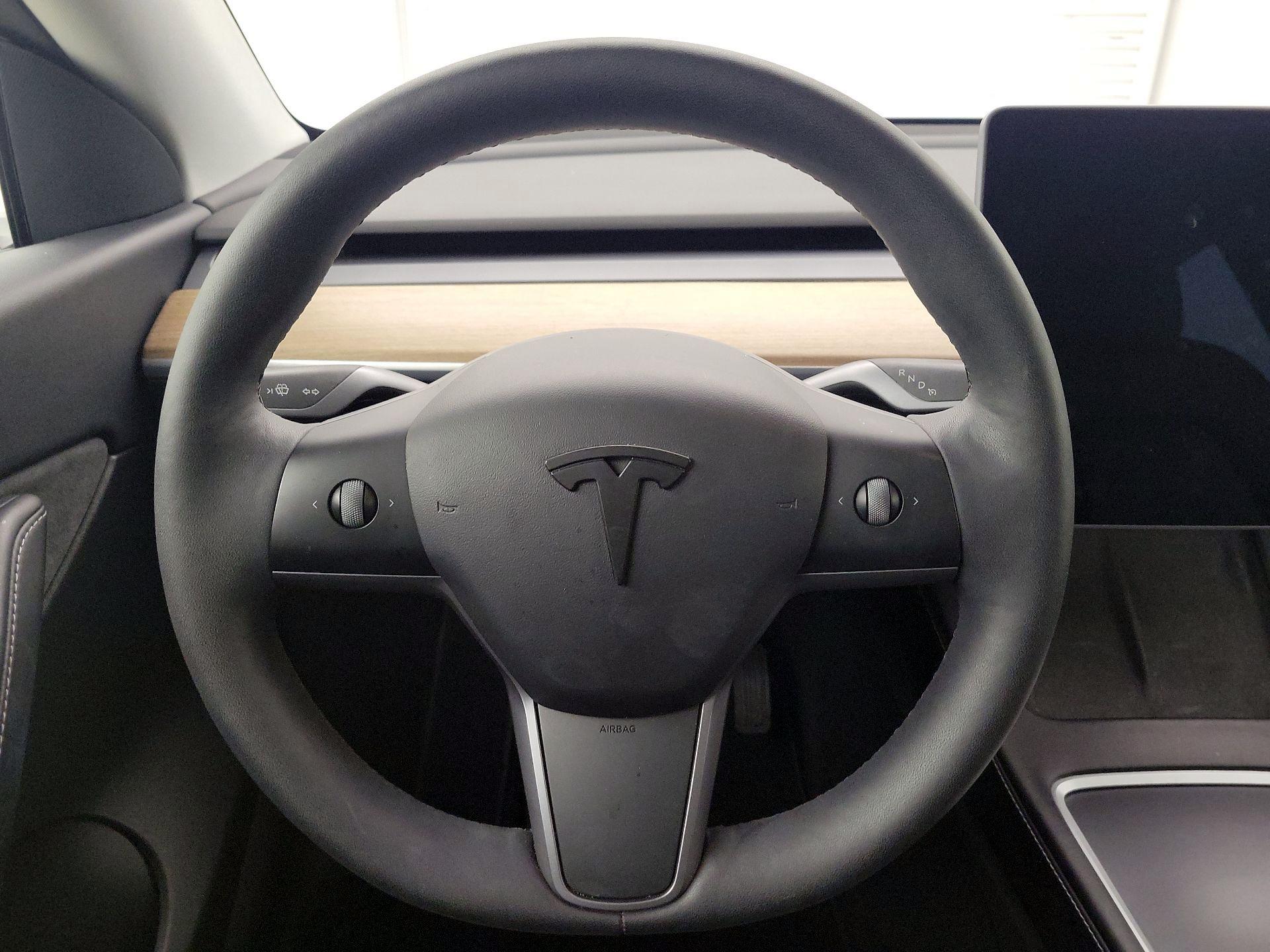 Thumbnail: 2022 Tesla Model Y - 10