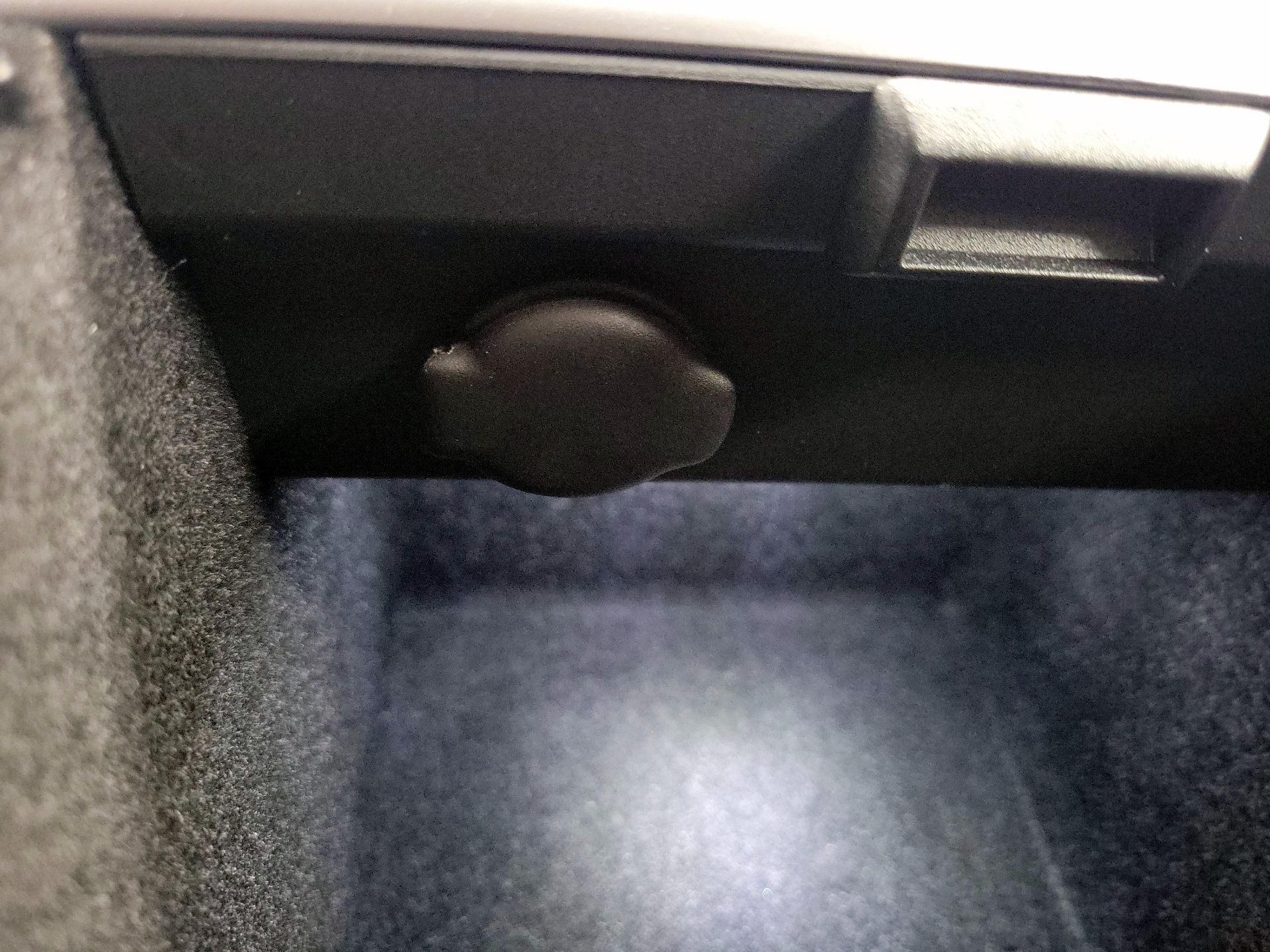 Thumbnail: 2022 Tesla Model Y - 18