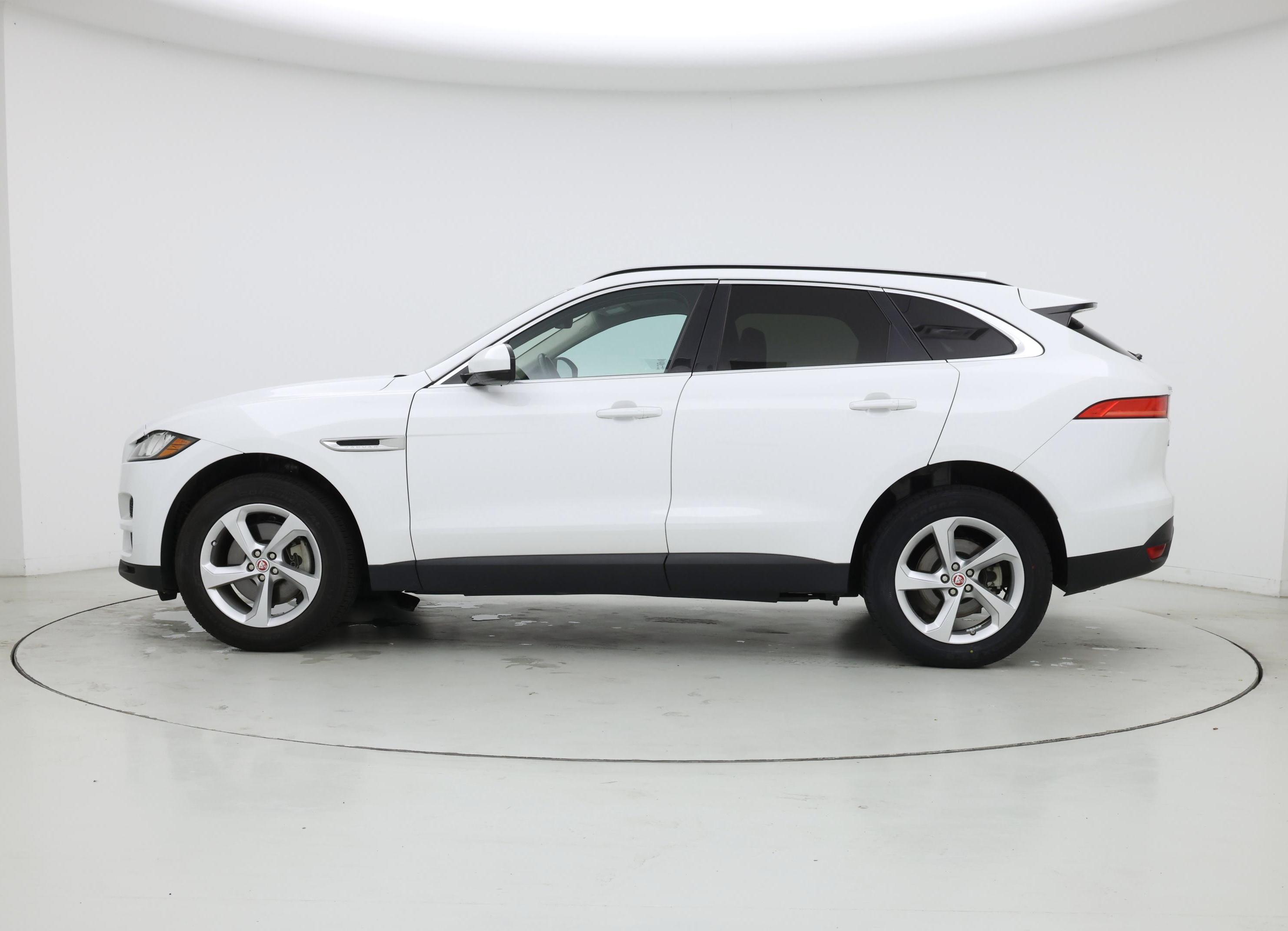 Thumbnail: 2019 Jaguar F-Pace - 3