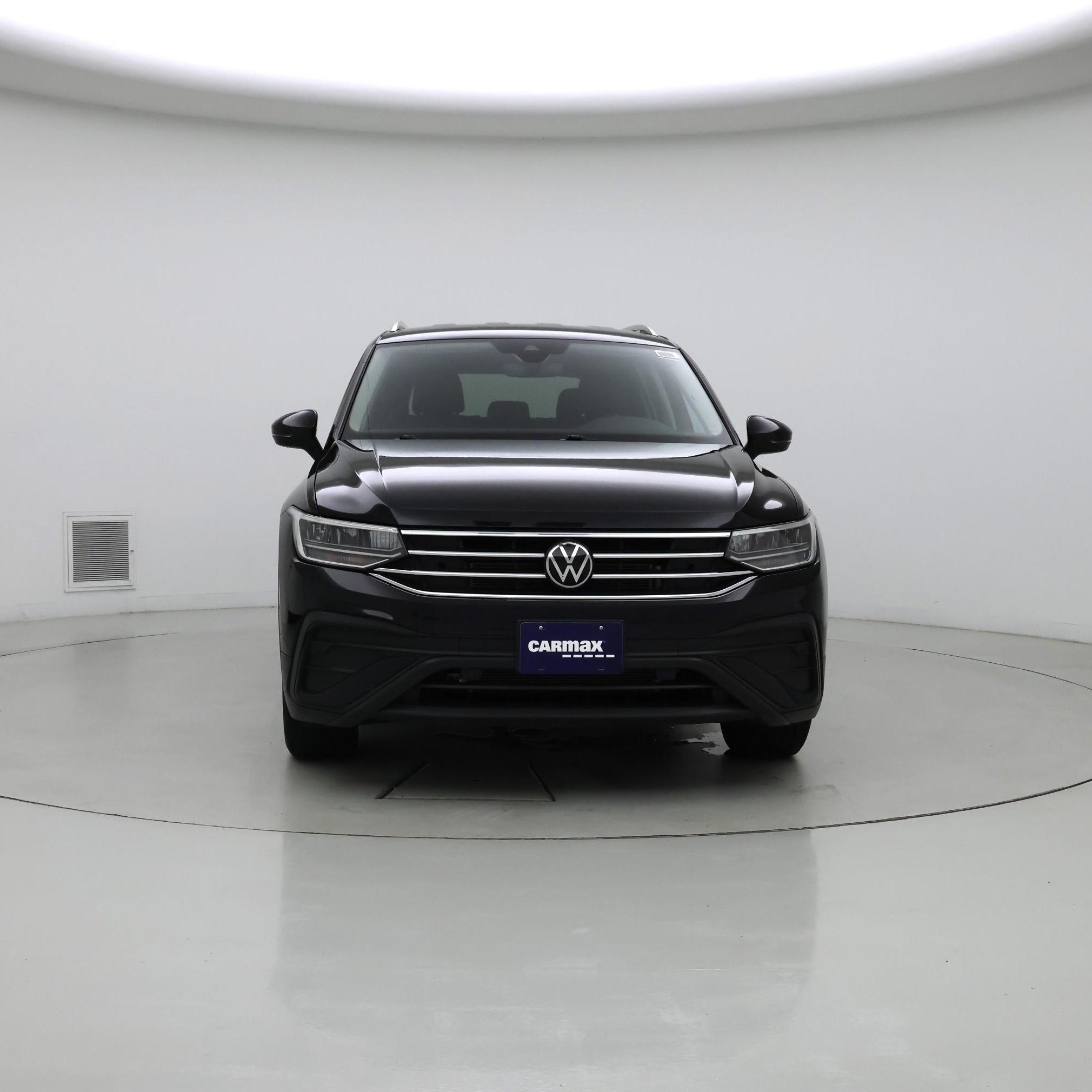 Thumbnail: 2023 Volkswagen Tiguan - 5