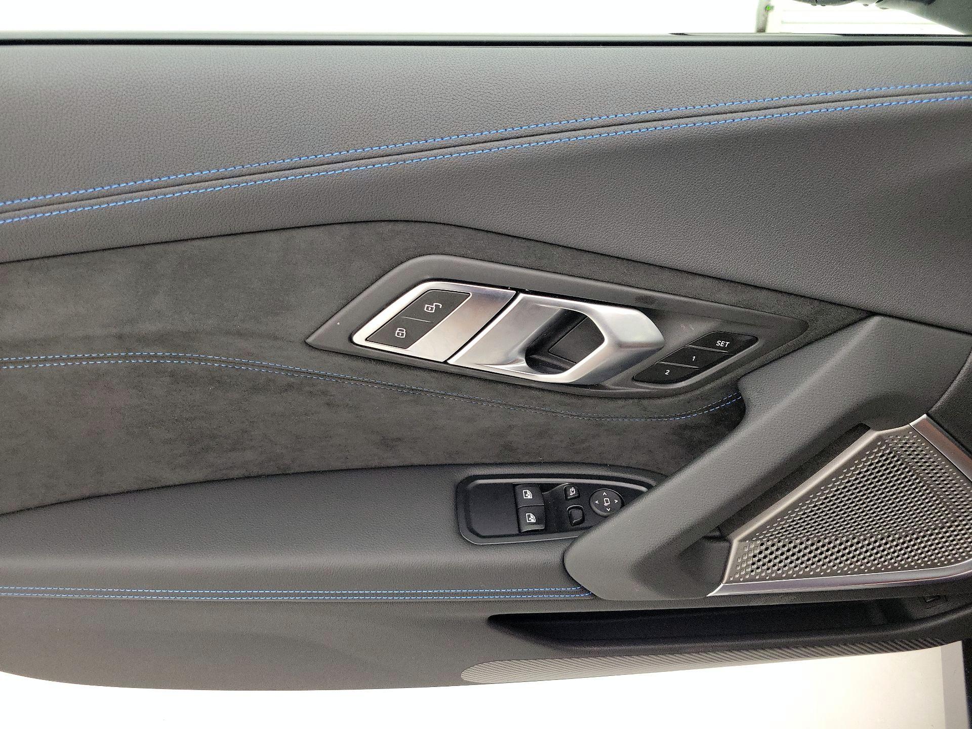 Thumbnail: 2025 BMW Z4 - 12