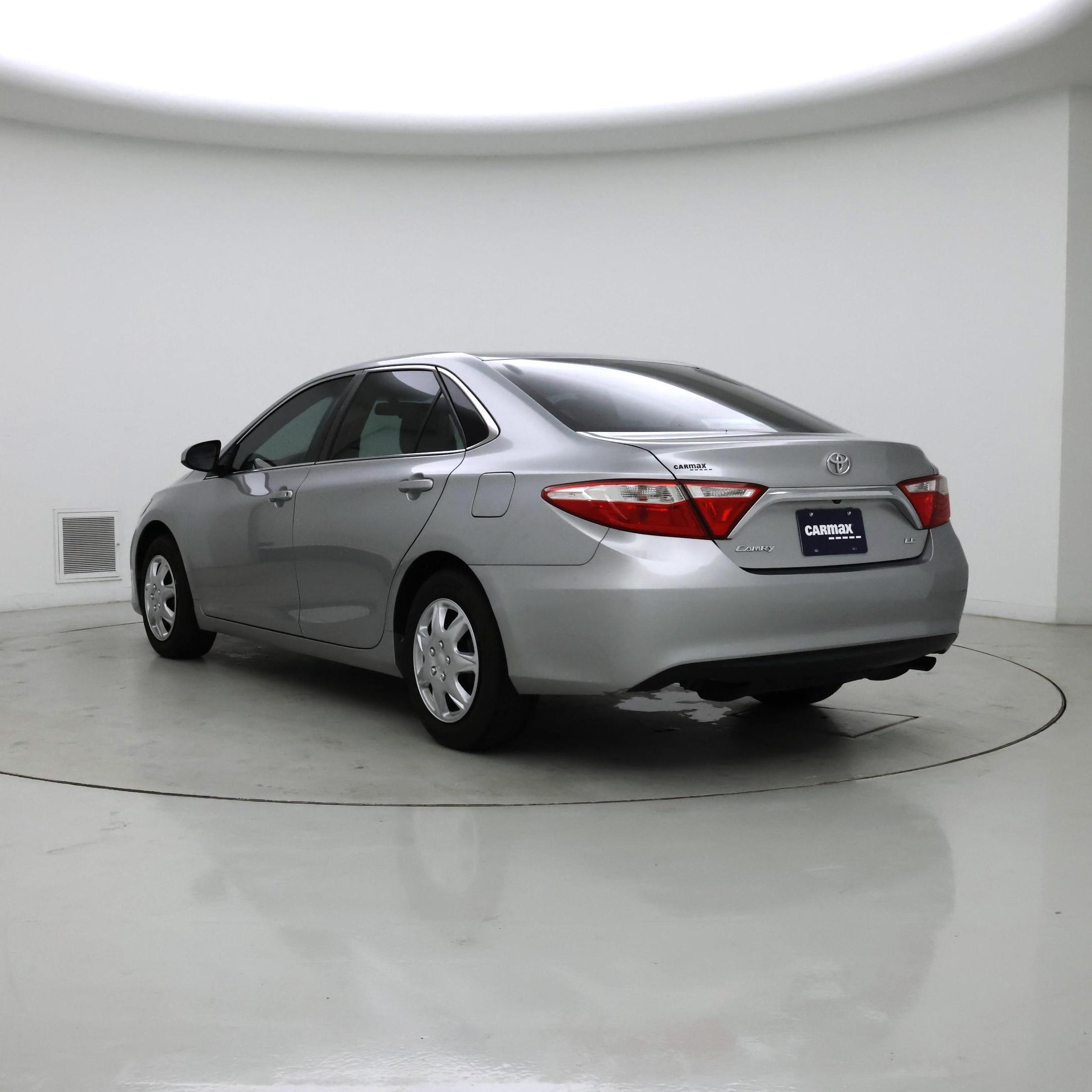 Thumbnail: 2016 Toyota Camry - 2