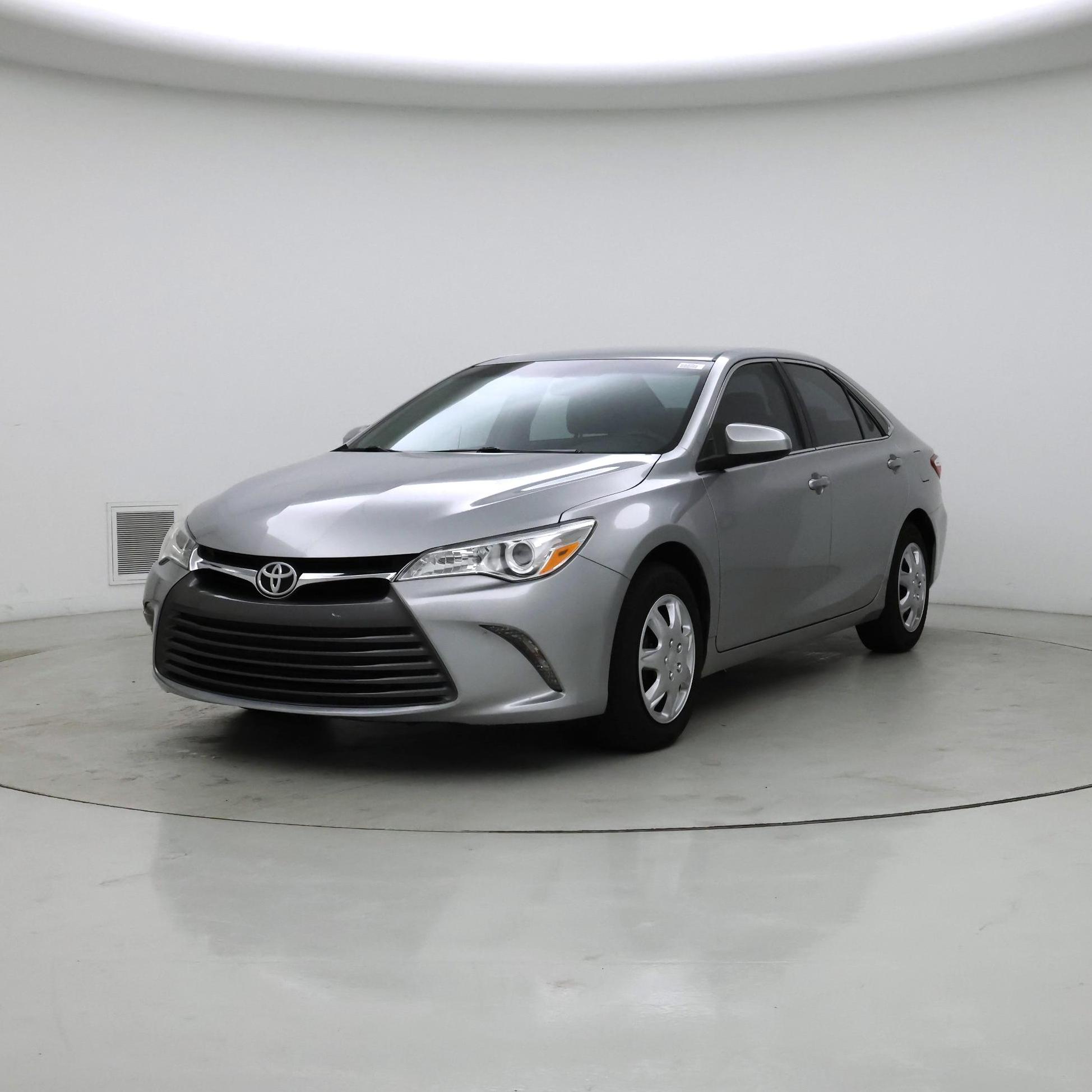 Thumbnail: 2016 Toyota Camry - 4