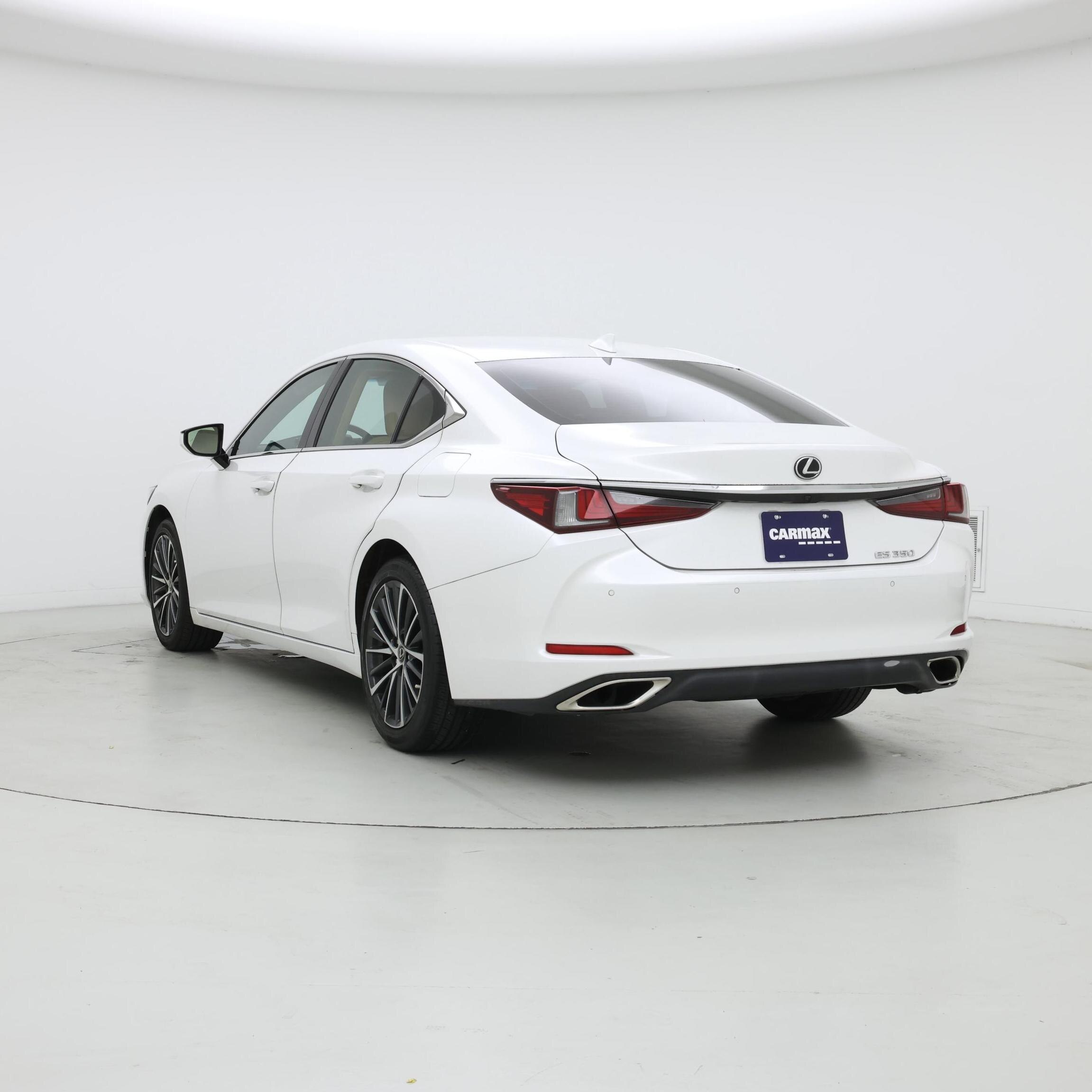 Thumbnail: 2022 Lexus ES - 2