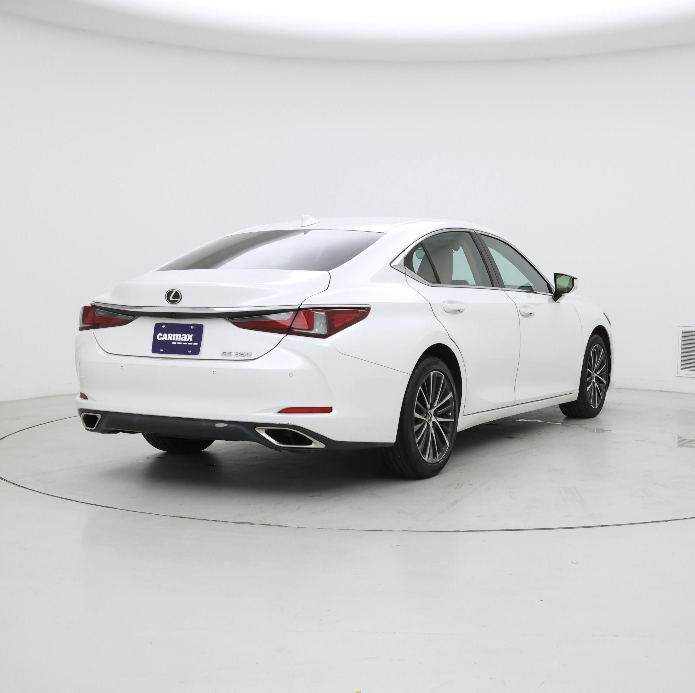 Thumbnail: 2022 Lexus ES - 8