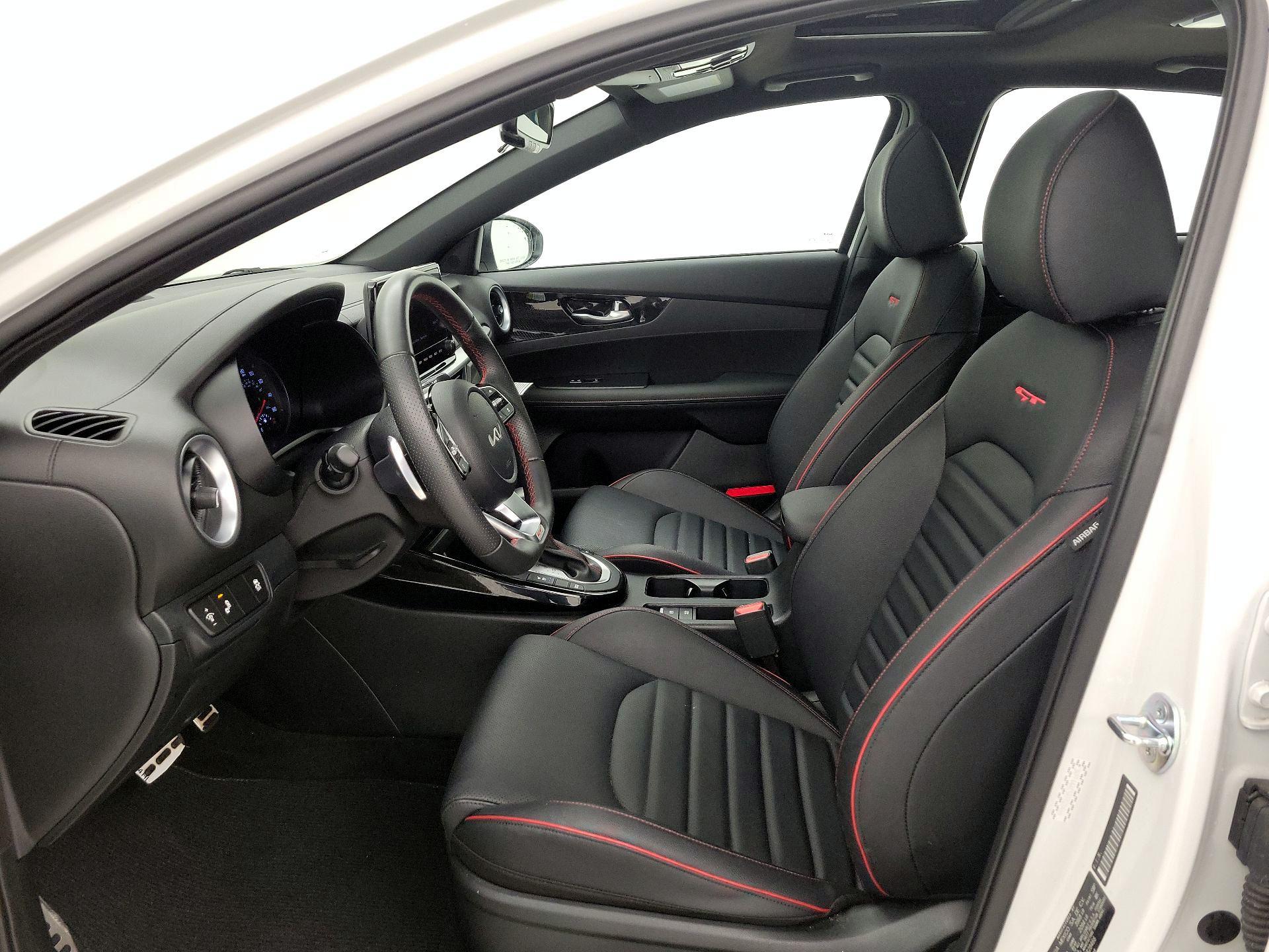 Thumbnail: 2024 Kia Forte - 11