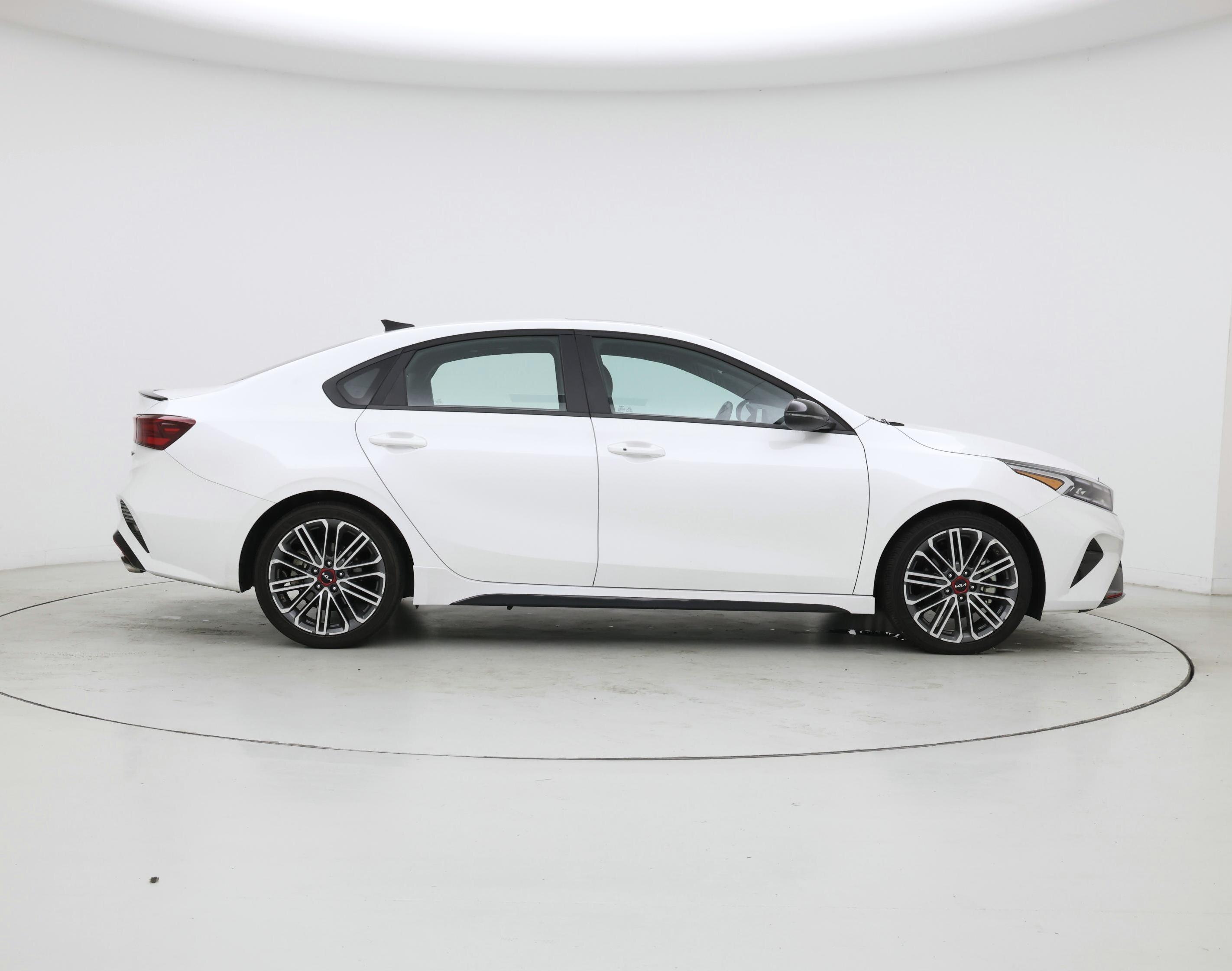 Thumbnail: 2024 Kia Forte - 7