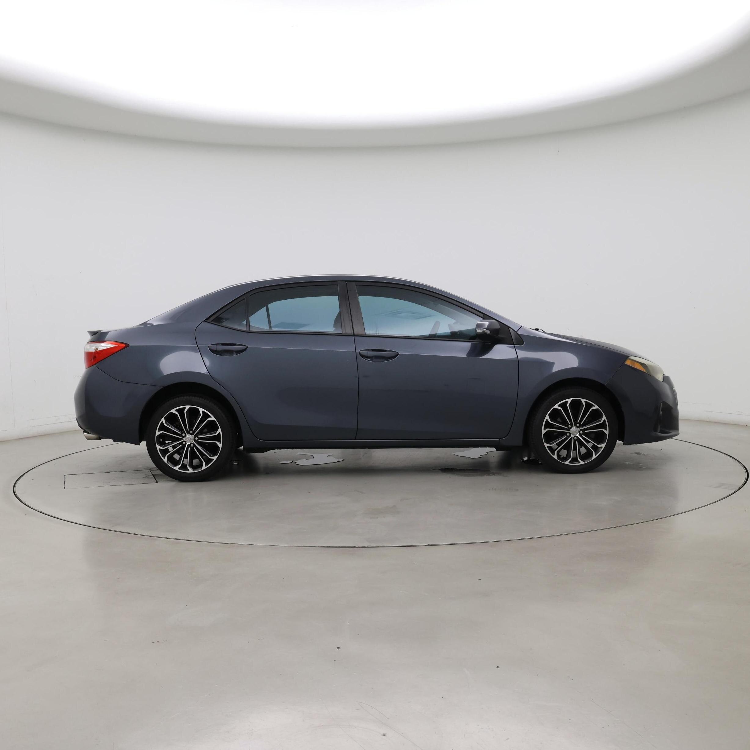 Thumbnail: 2015 Toyota Corolla - 7