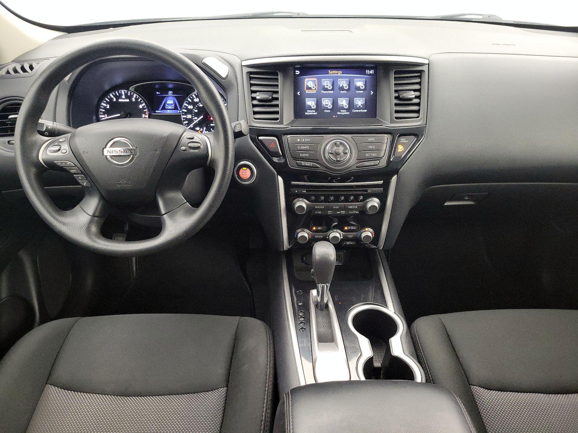 Thumbnail: 2020 Nissan Pathfinder - 9