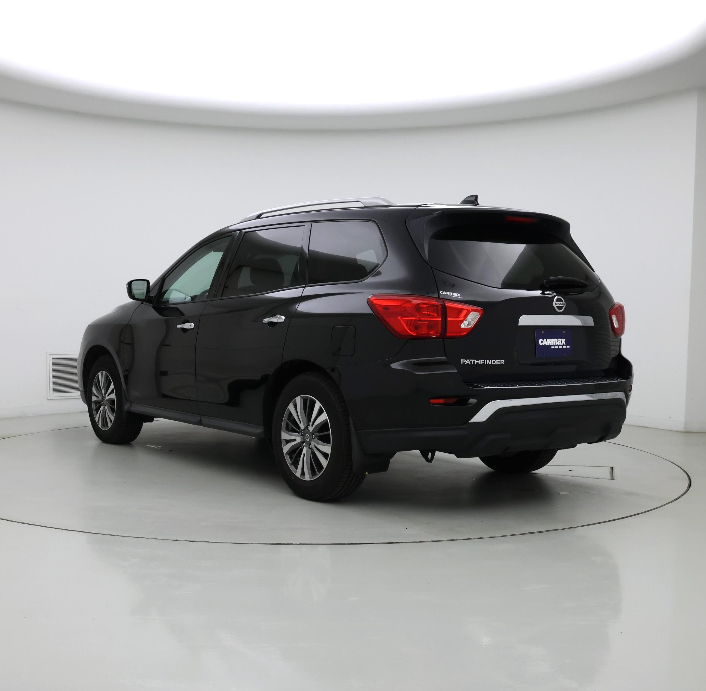Thumbnail: 2020 Nissan Pathfinder - 2
