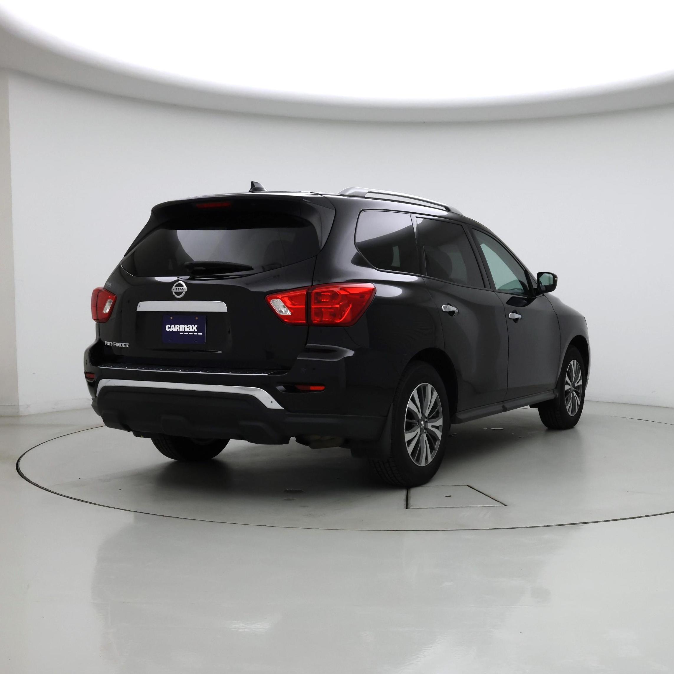 Thumbnail: 2020 Nissan Pathfinder - 8