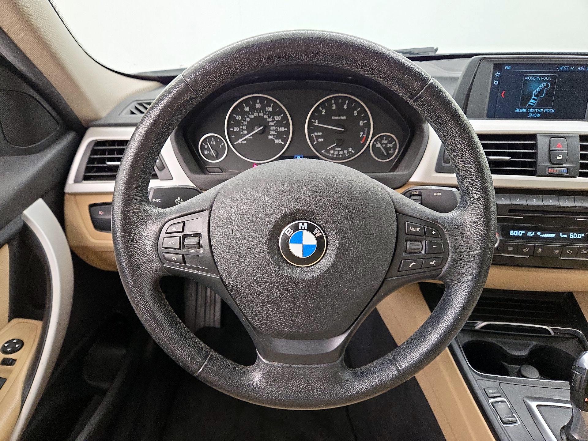 Thumbnail: 2018 BMW 3 Series - 10