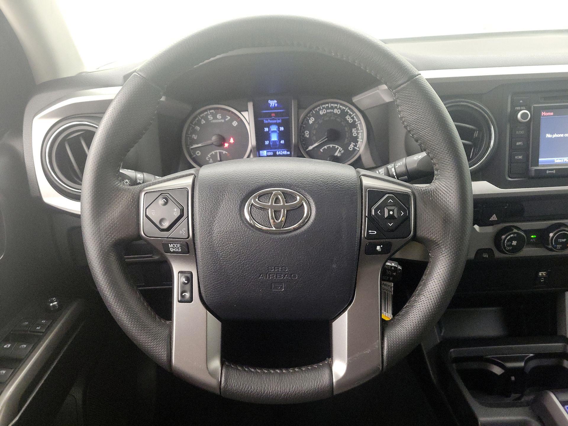 Thumbnail: 2017 Toyota Tacoma - 10