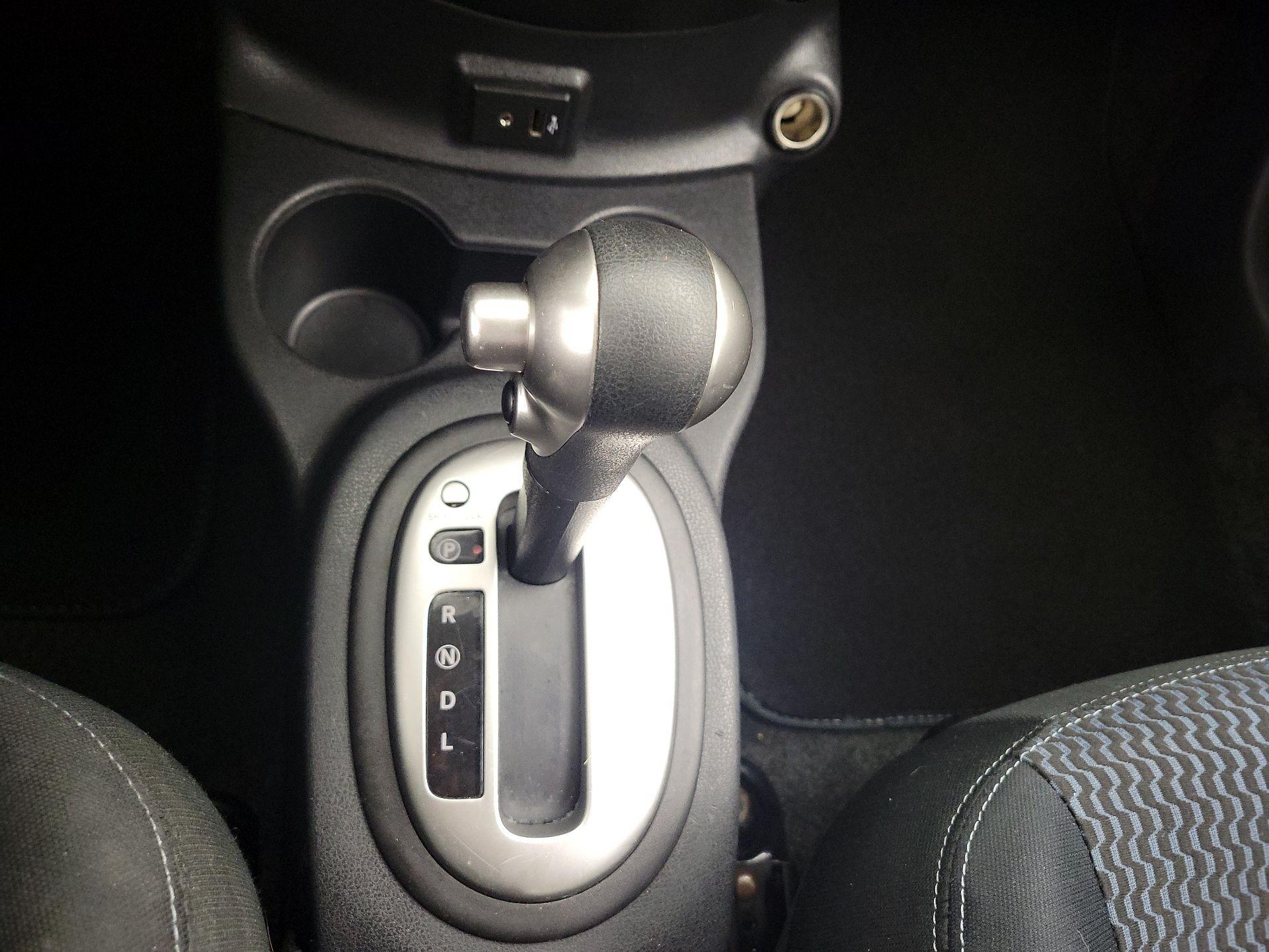 Thumbnail: 2017 Nissan Versa Note - 17