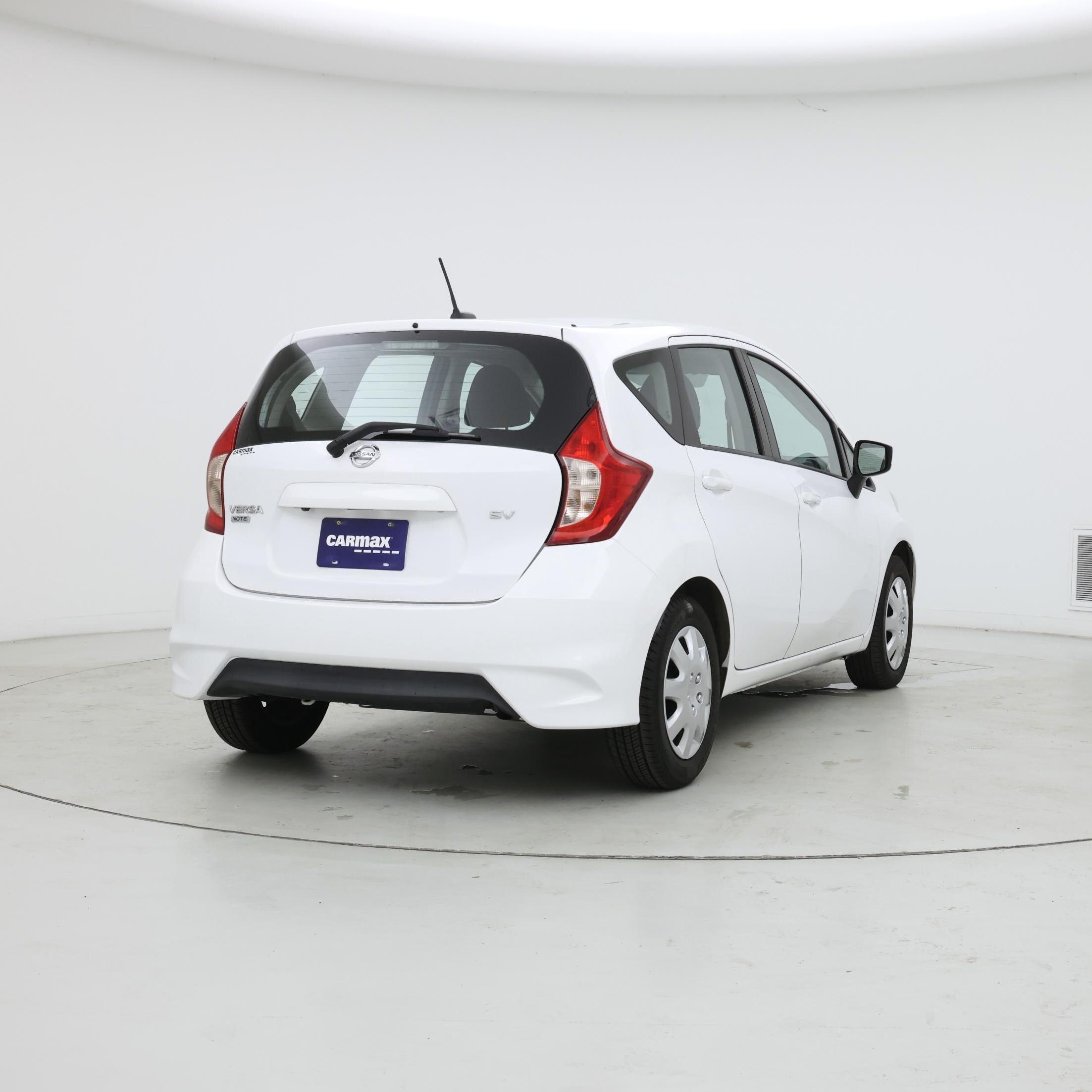 Thumbnail: 2017 Nissan Versa Note - 8