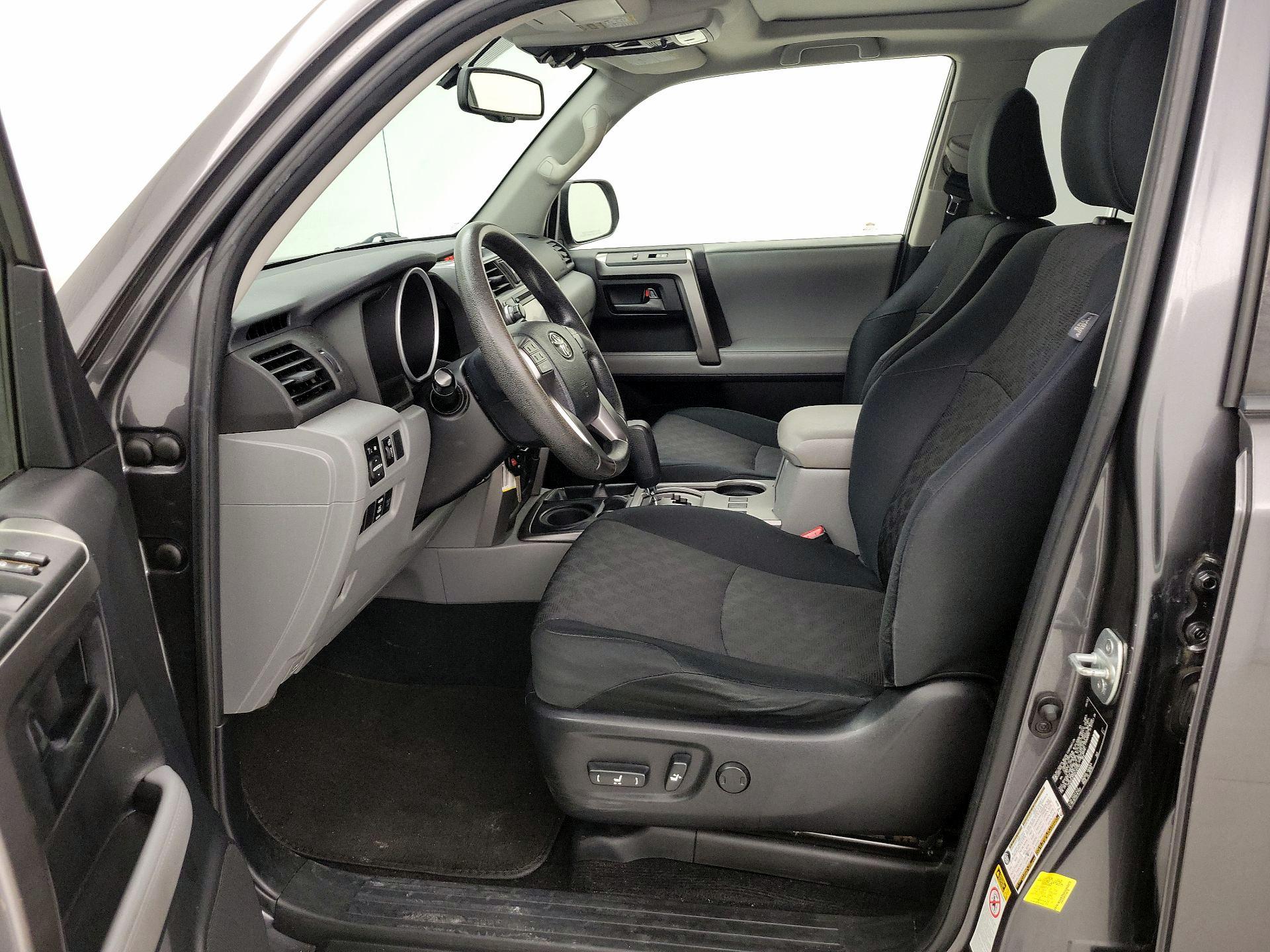 Thumbnail: 2013 Toyota 4Runner - 11