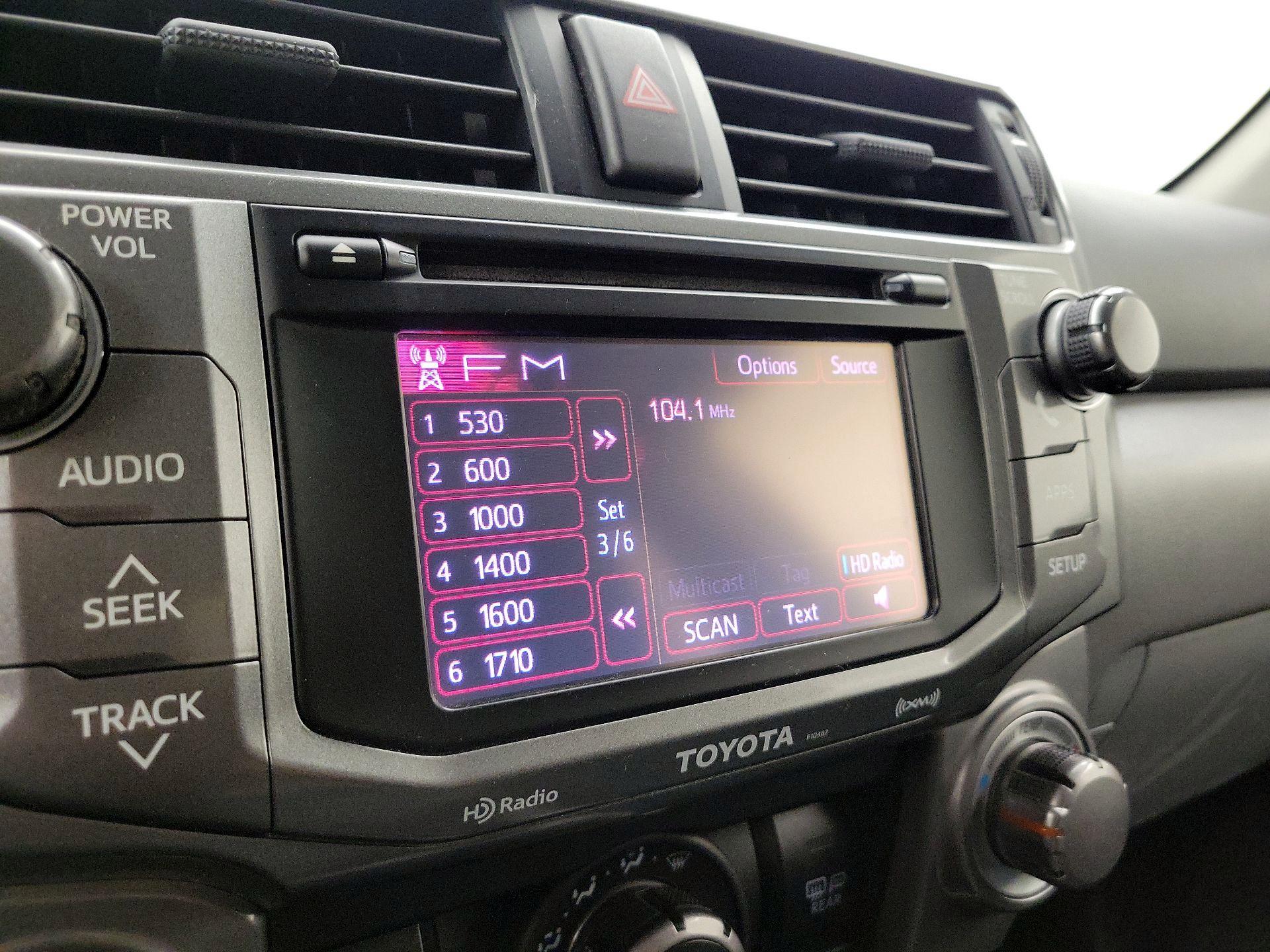 Thumbnail: 2013 Toyota 4Runner - 16
