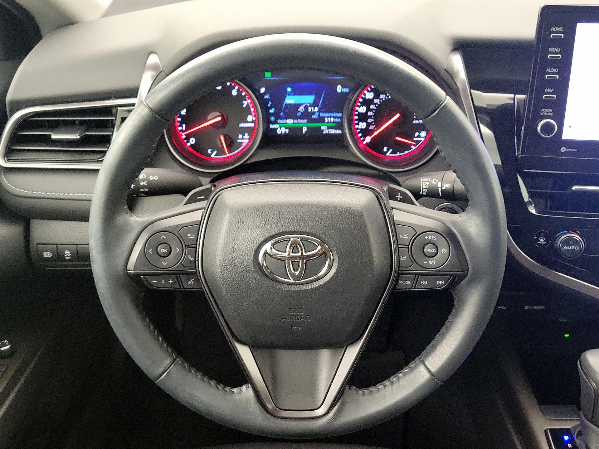 Thumbnail: 2023 Toyota Camry - 10
