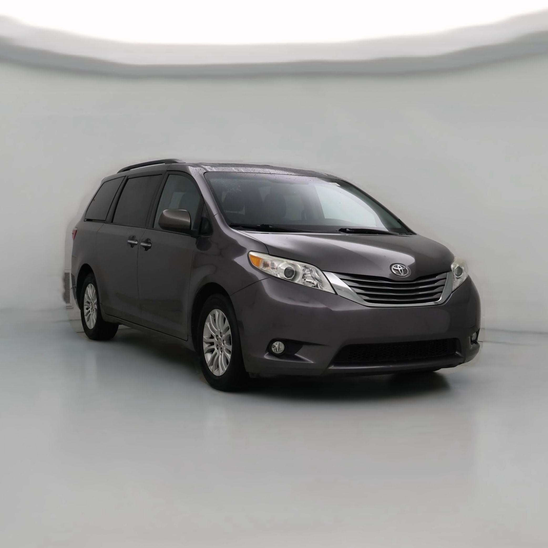 Thumbnail: 2015 Toyota Sienna - 1