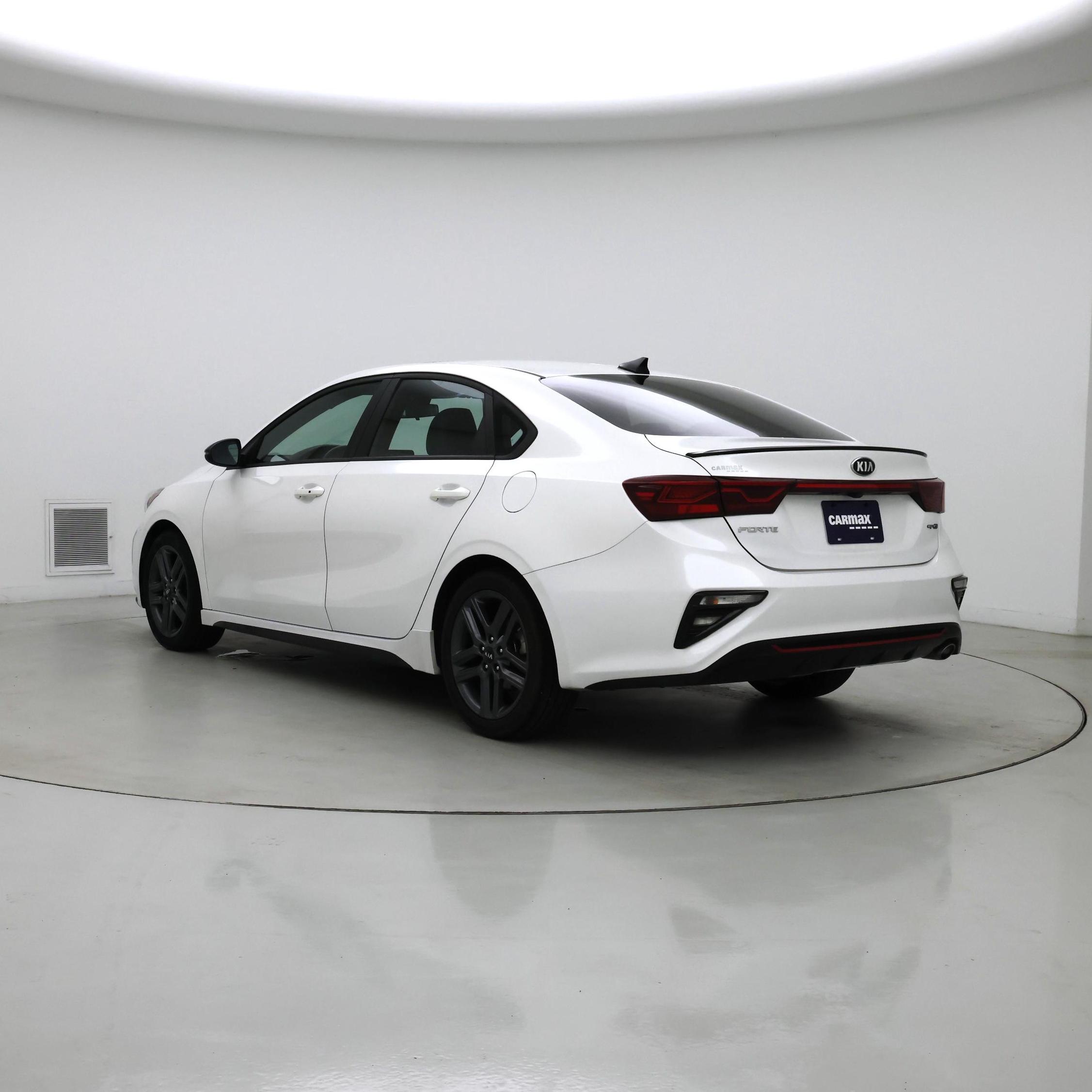 Thumbnail: 2021 Kia Forte - 2