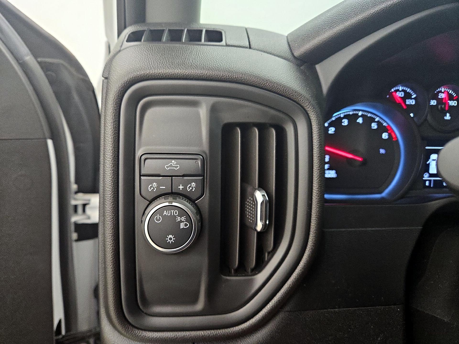 Thumbnail: 2022 Chevrolet Silverado 1500 - 13