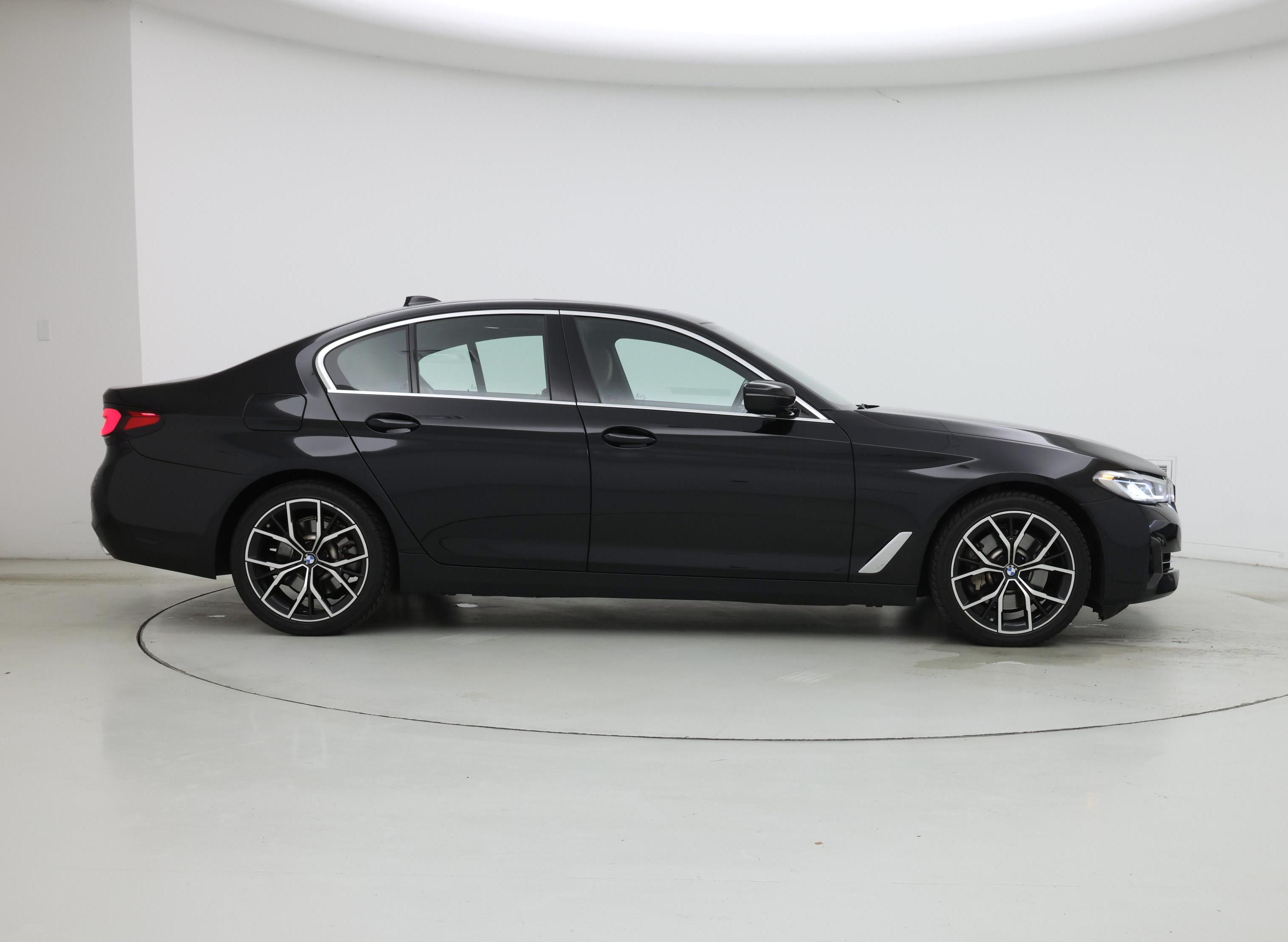 Thumbnail: 2021 BMW 5 Series - 7