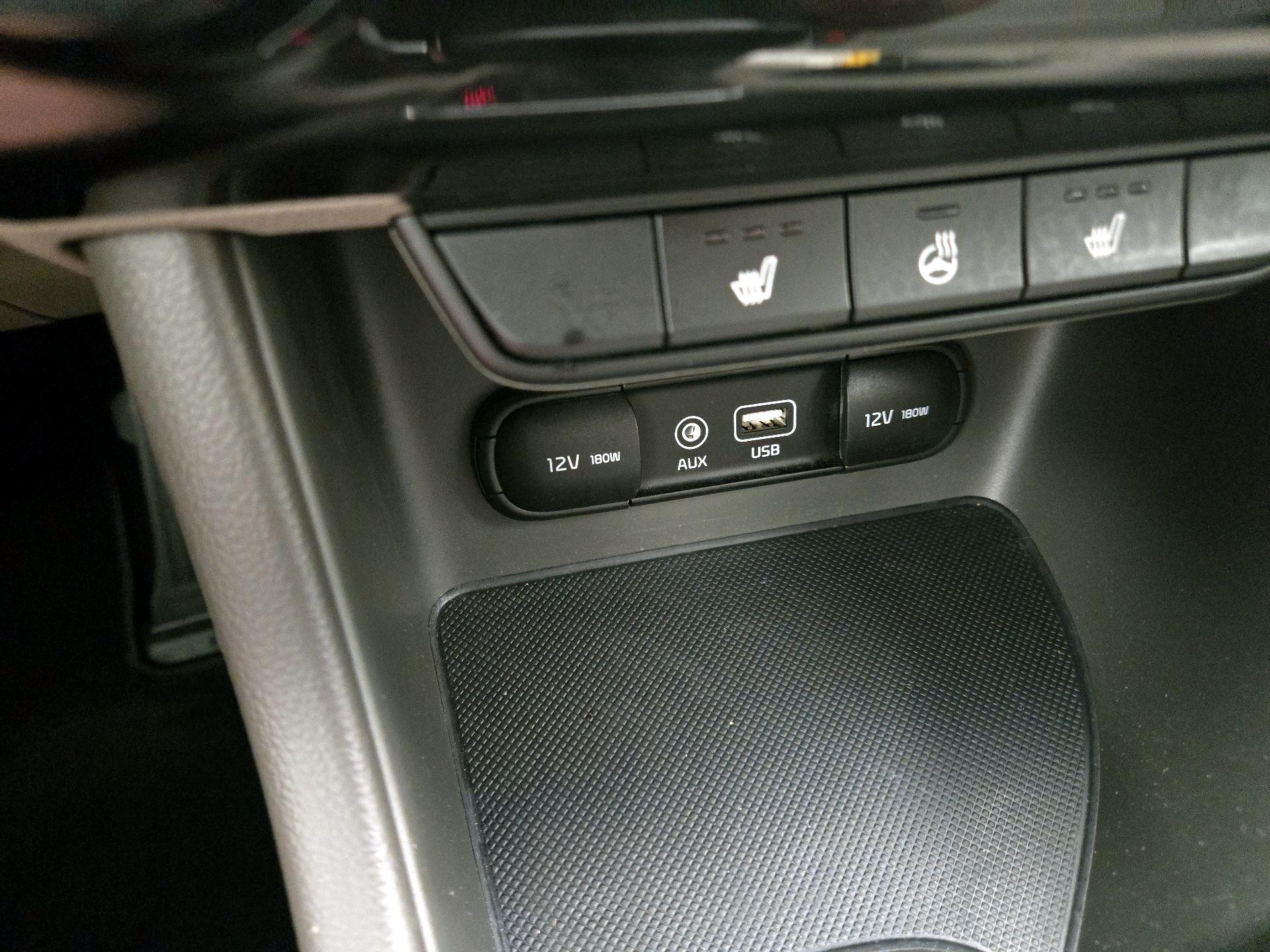 Thumbnail: 2018 Kia Sportage - 18