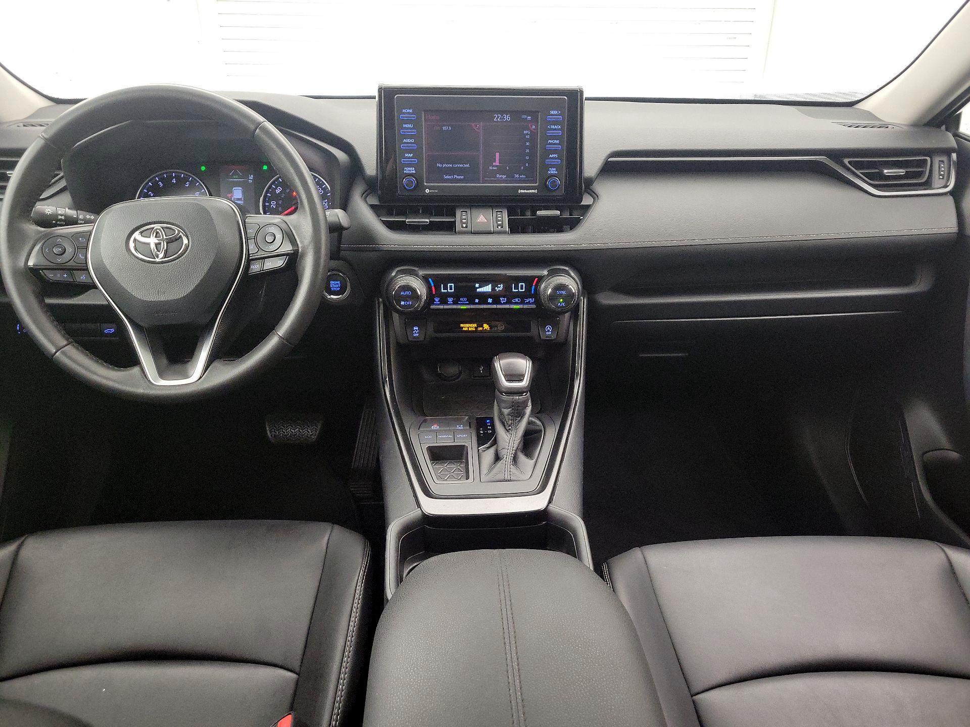 Thumbnail: 2021 Toyota RAV4 - 9