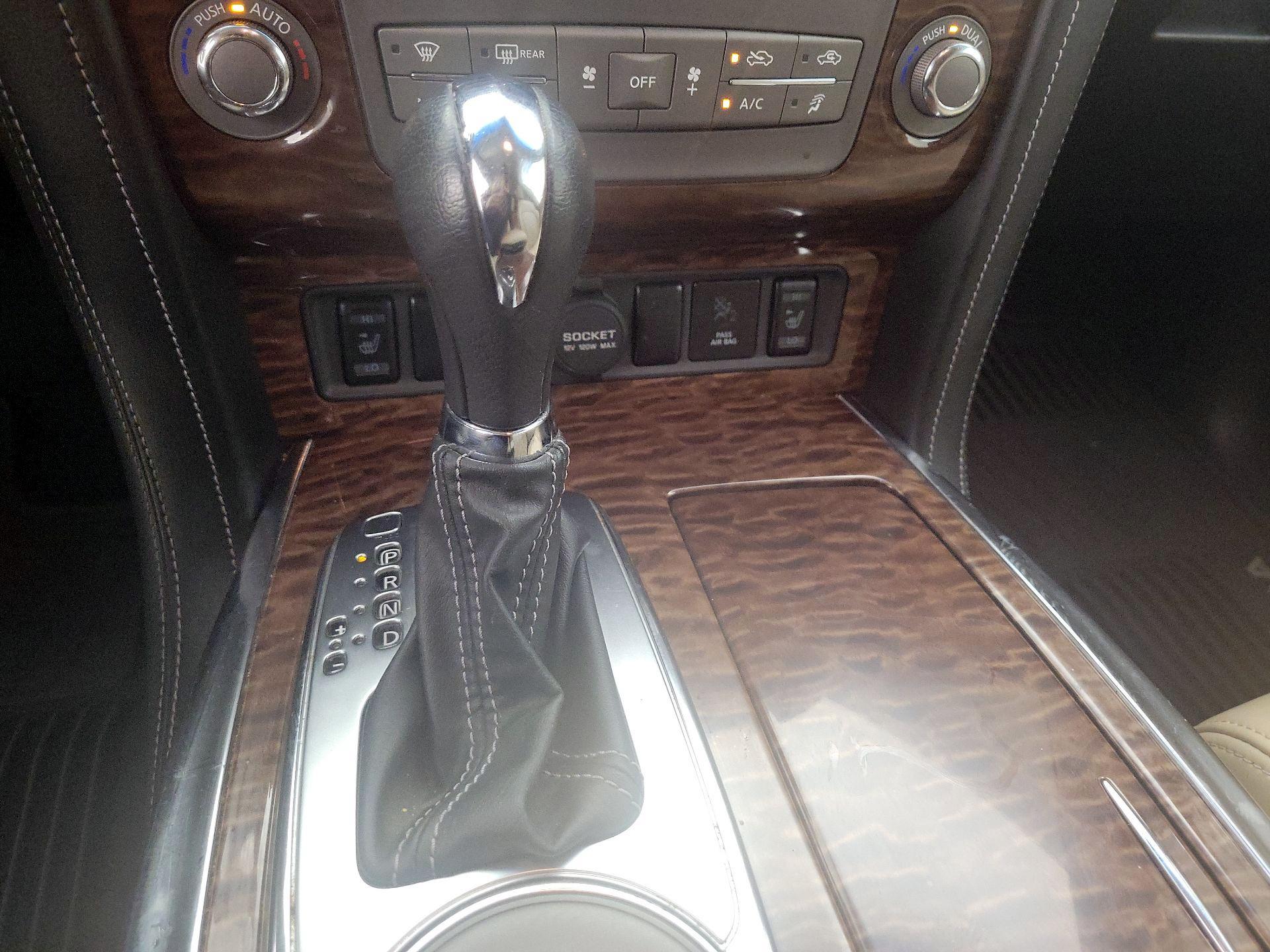 Thumbnail: 2017 Nissan Armada - 17