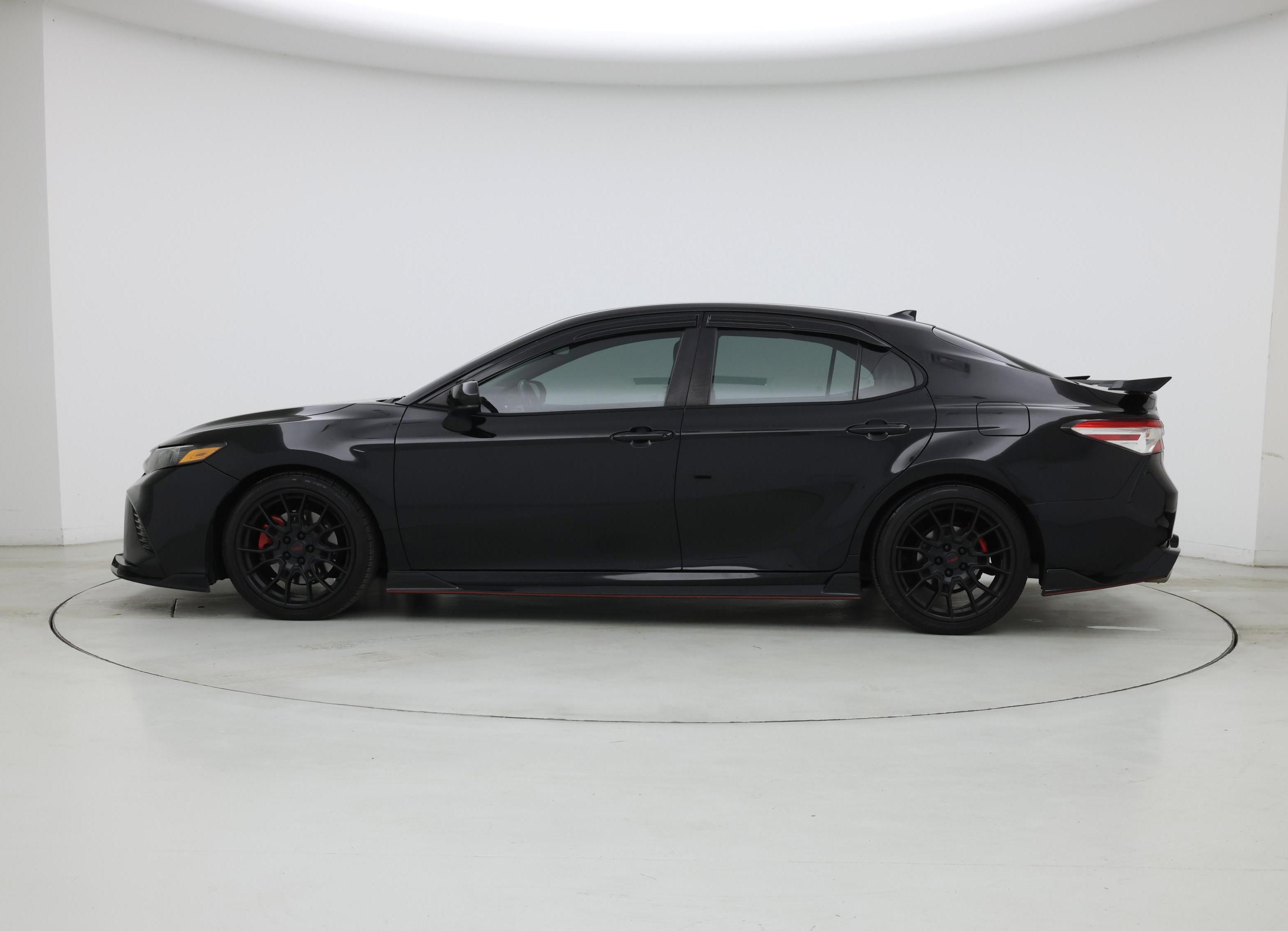 Thumbnail: 2020 Toyota Camry - 3